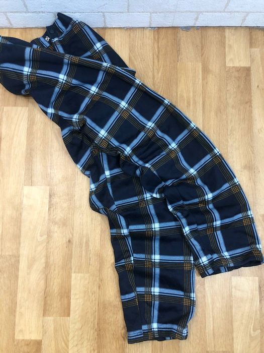 O&H Star Distressed Jeans