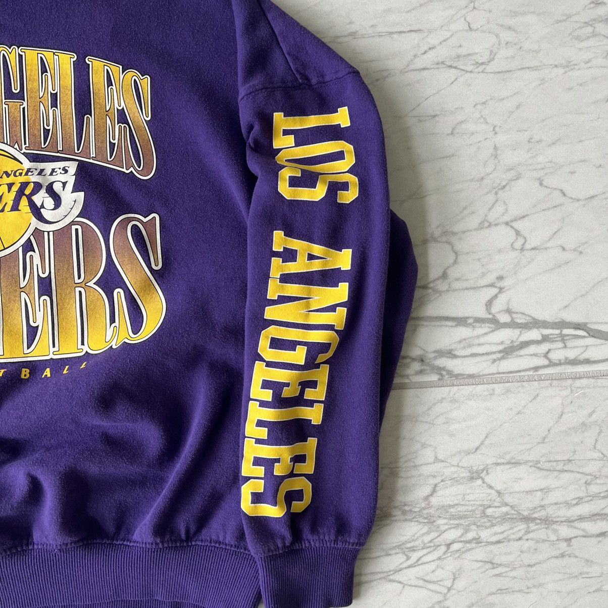 NBA Vintage Los Angeles Lakers Crewneck Sweater Size US M / EU 48-50 / 2 - 2 Thumbnail