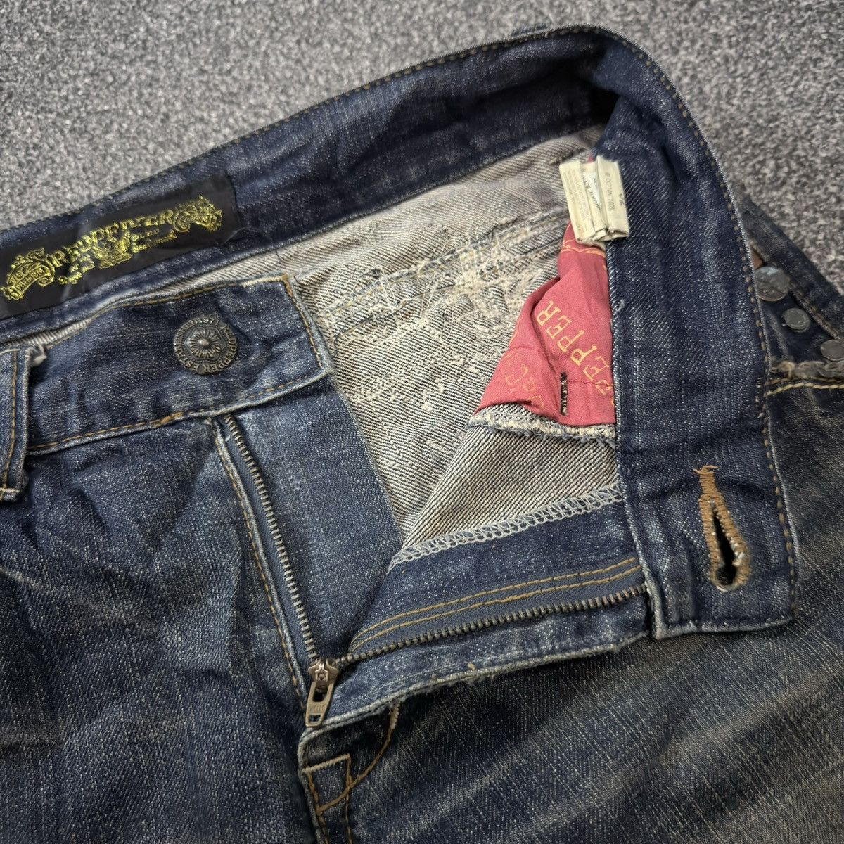 Rock Revival Crazy Seditionaries Red Papper Spellout Distressed Denim Size US 32 / EU 48 - 19 Thumbnail