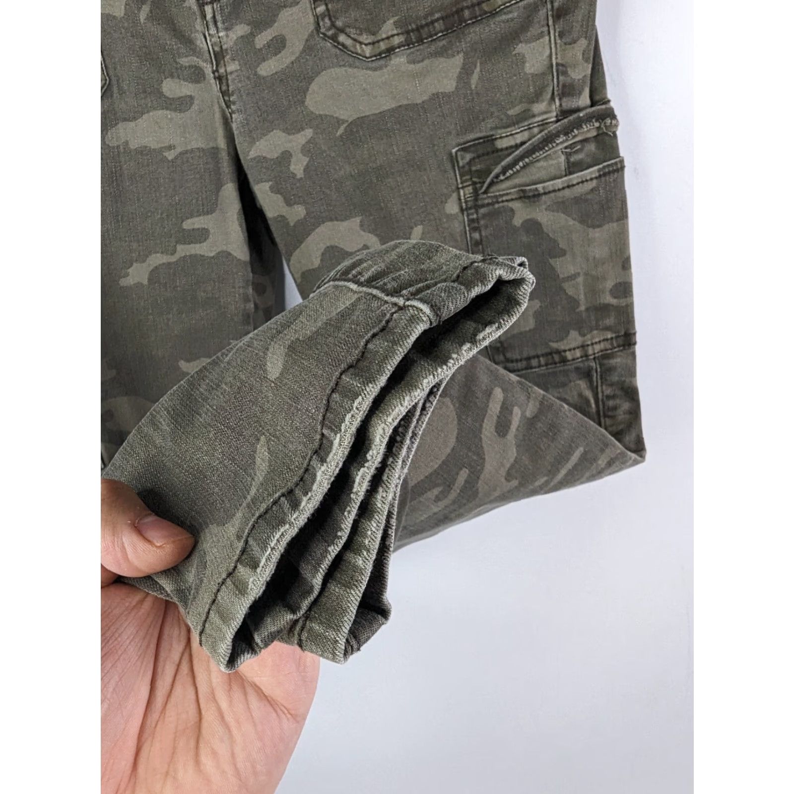 Vintage Mudd Jeans JEGGING High Rise Cargo Pocket Camouflage Green Size 13 Women's Regular Denim Cotton Blend Broad Belt Loops Size 34" / US 12 / IT 48 - 3 Thumbnail