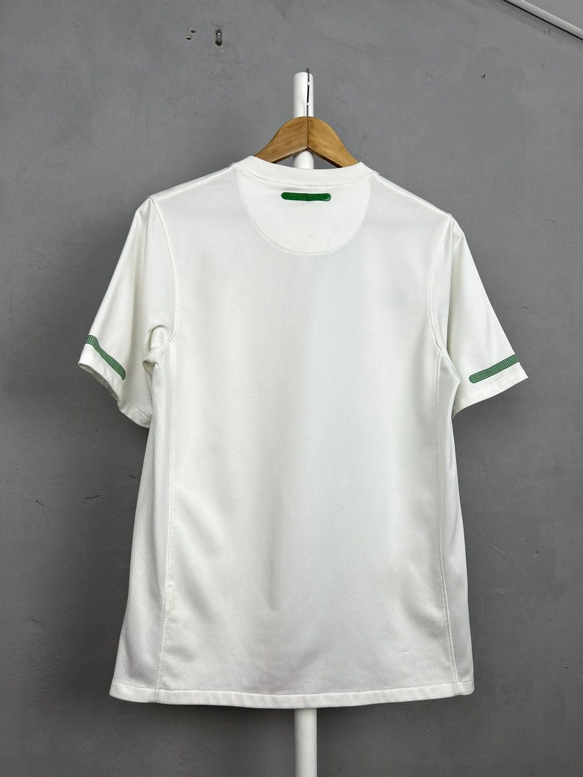 Nike PORTUGAL 2010 2011 AWAY NIKE FOOTBALL SHIRT SOCCER JERSEY Size US S / EU 44-46 / 1 - 8 Thumbnail