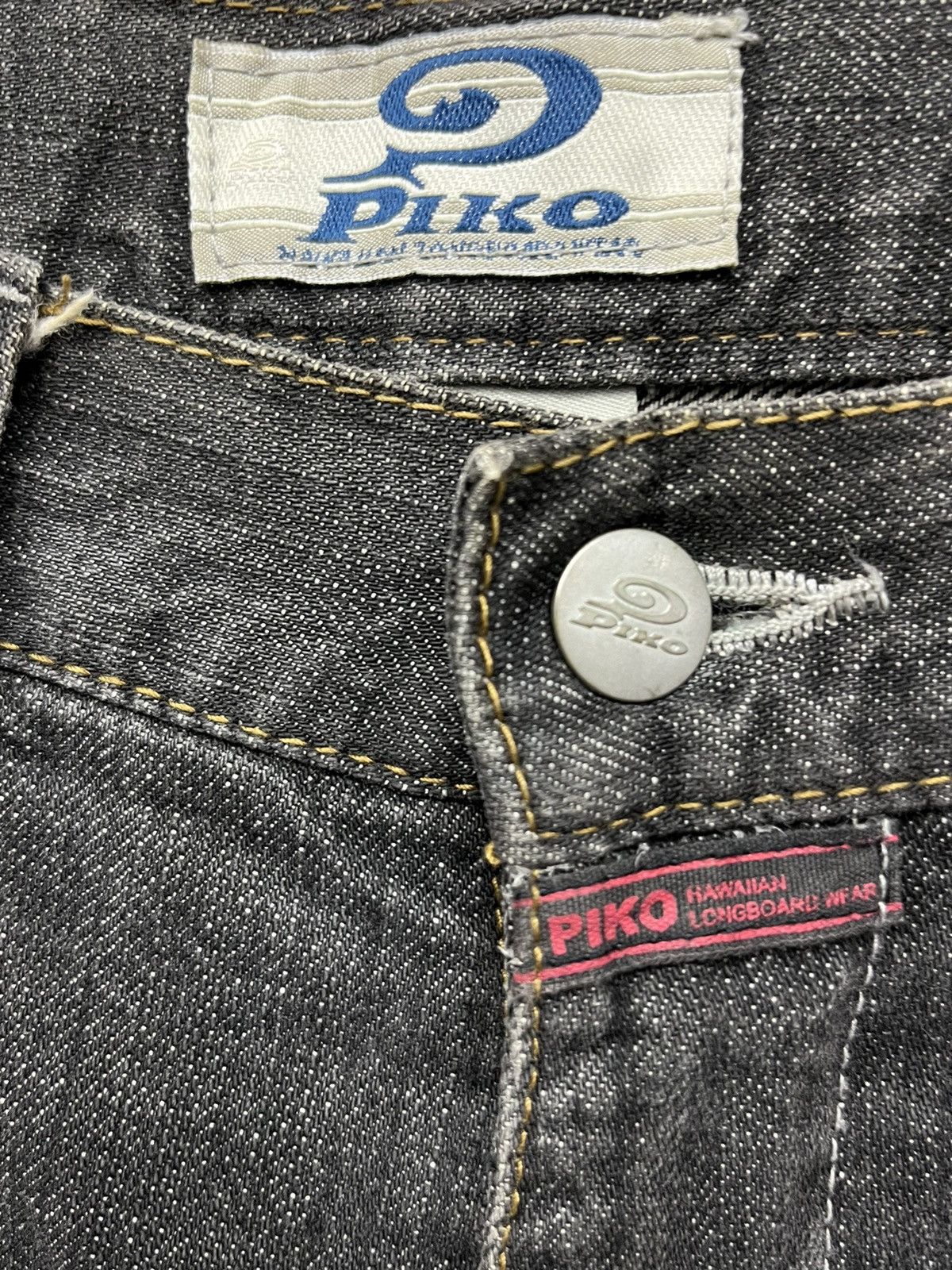 Vintage PIKO HAWAIIAN LONGBOARD WEAR Embossed SpellOut Baggy Cargo🔥 Size US 29 - 15 Thumbnail