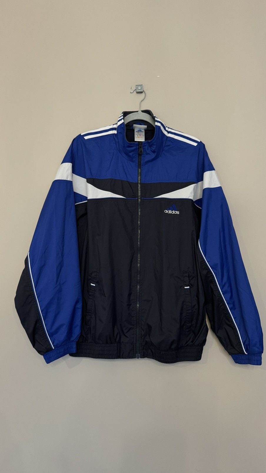 Adidas Adidas original vintage zip up y2k 90s 80s windbreaker Size US L / EU 52-54 / 3 - 1 Thumbnail