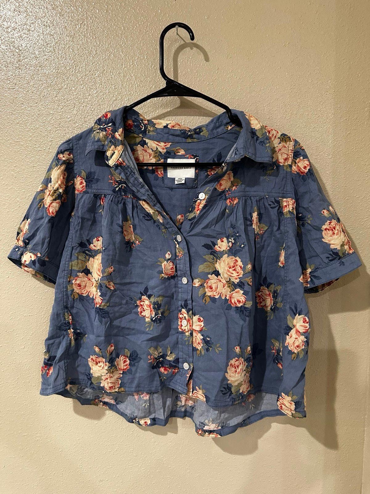 American Eagle Outfitters american eagle floral button up Size S / US 4 / IT 40 - 1 Thumbnail