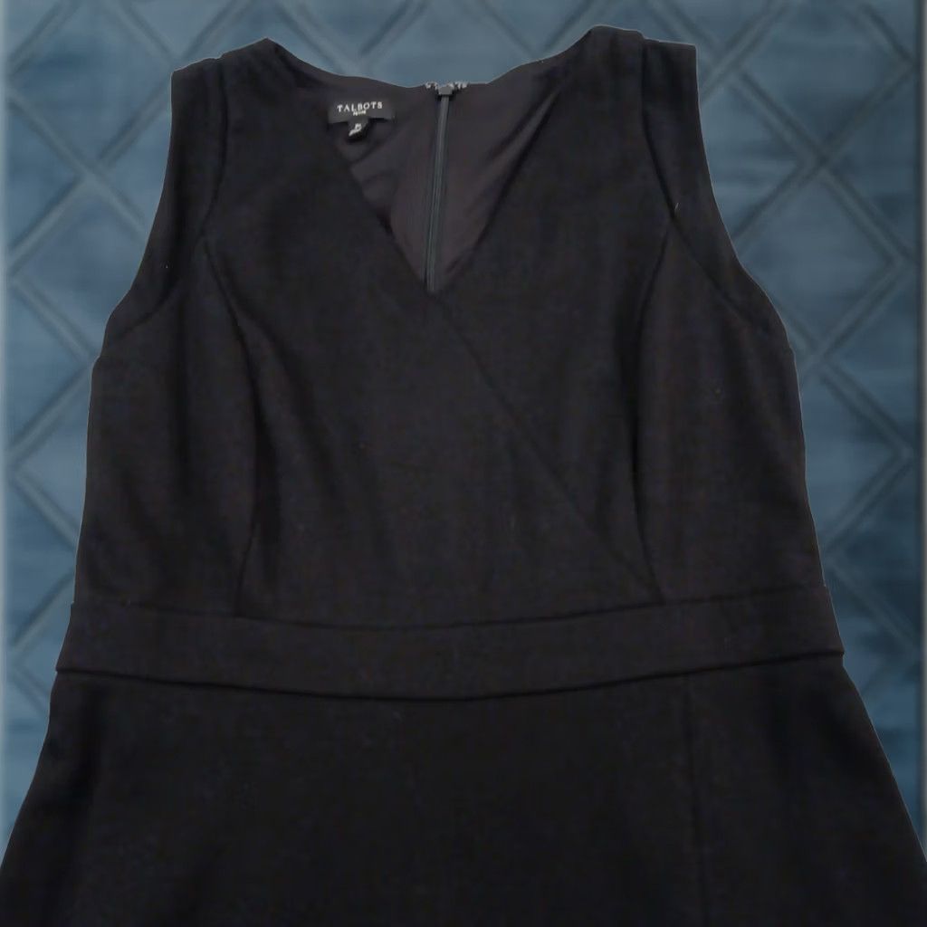 Talbots Talbots Dress Petite 2P Black Sleeveless V-Neck Midi A-Line Women Size XS / US 0-2 / IT 36-38 - 1 Thumbnail