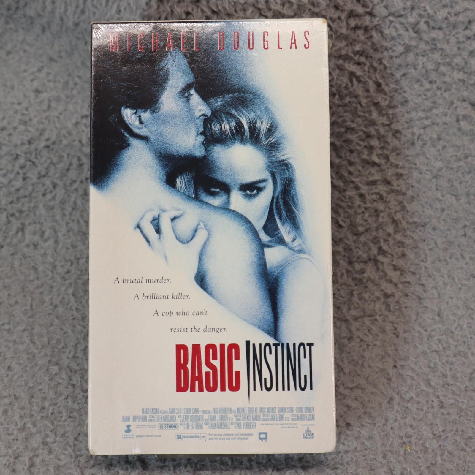 Other Basic Instinct VHS Tape Sealed 1992 Michael Douglas Size ONE SIZE - 1 Thumbnail