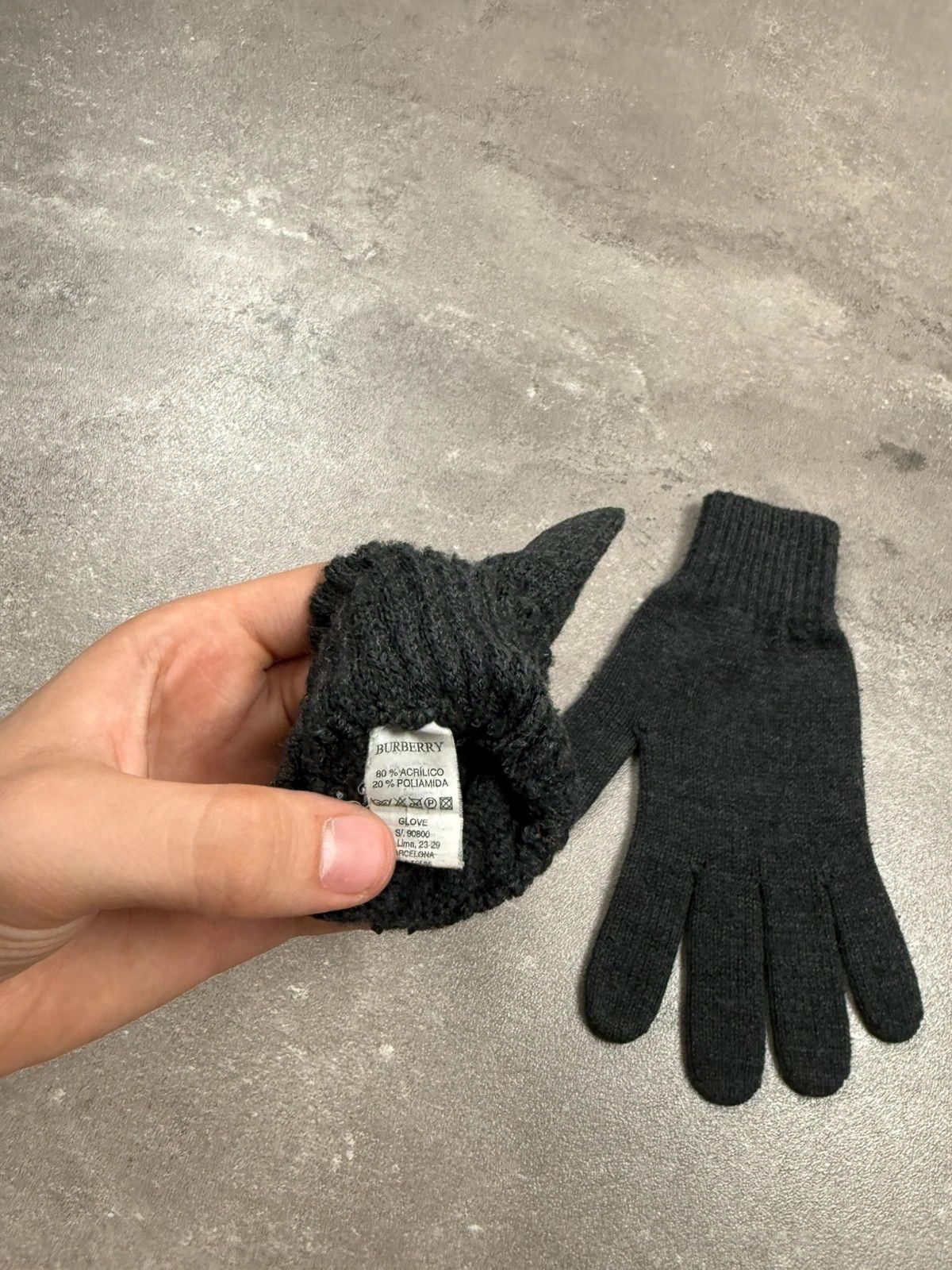 Burberry Burberry gloves vintage old money street wear 00s 1990s Size ONE SIZE - 3 Thumbnail
