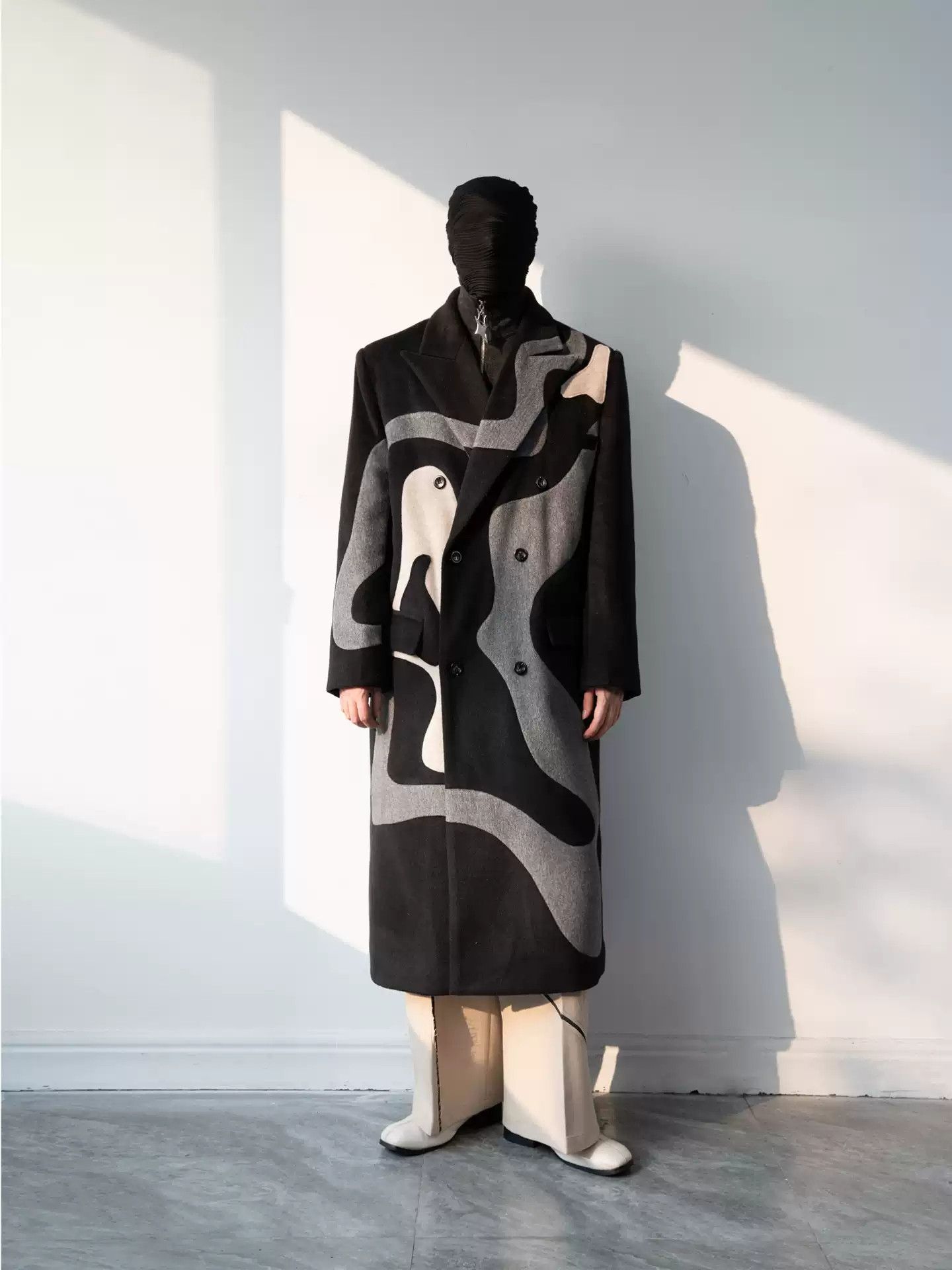 Other Men’s Geometric design coat Size US M / EU 48-50 / 2 - 3 Thumbnail