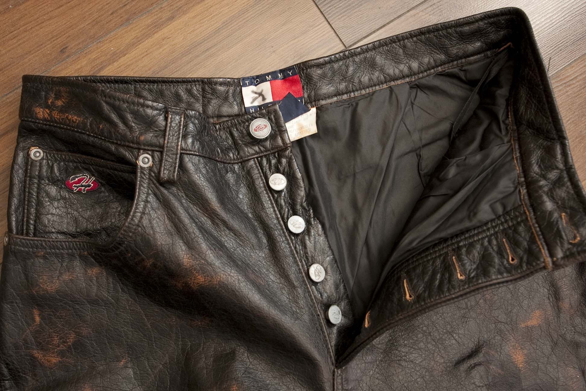 Tommy Hilfiger × Vintage Tommy Hilfiger Motorcycling 100% Leather Pants Size 31x28.5 Size US 31 - 7 Thumbnail