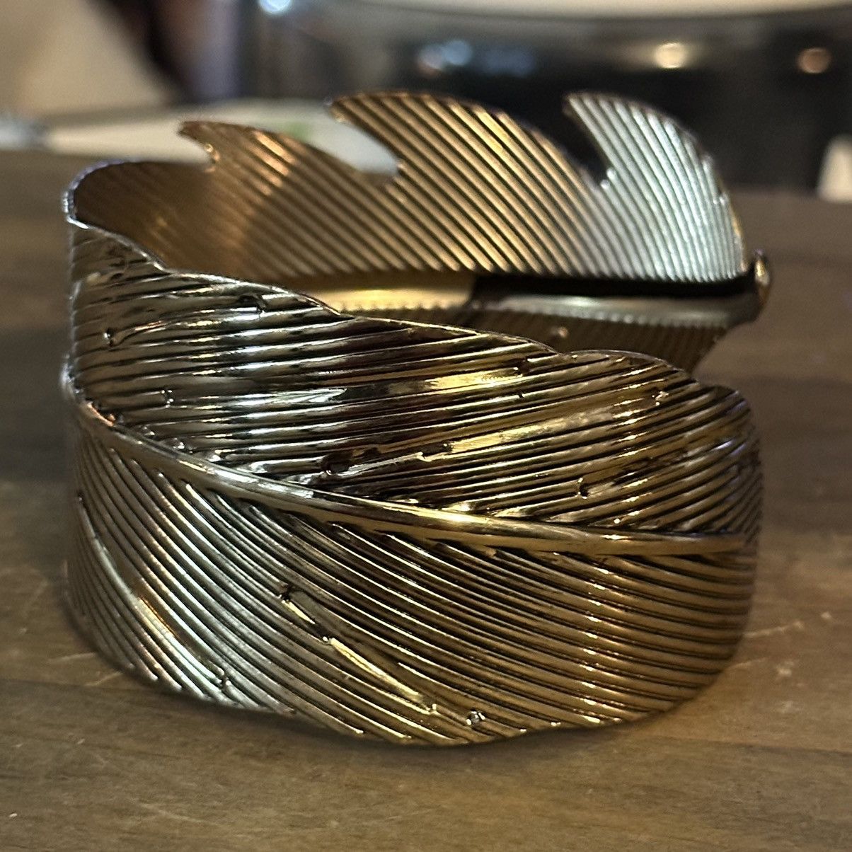 Vintage Vintage wrap around feather cuff bracelet Size ONE SIZE - 5 Thumbnail
