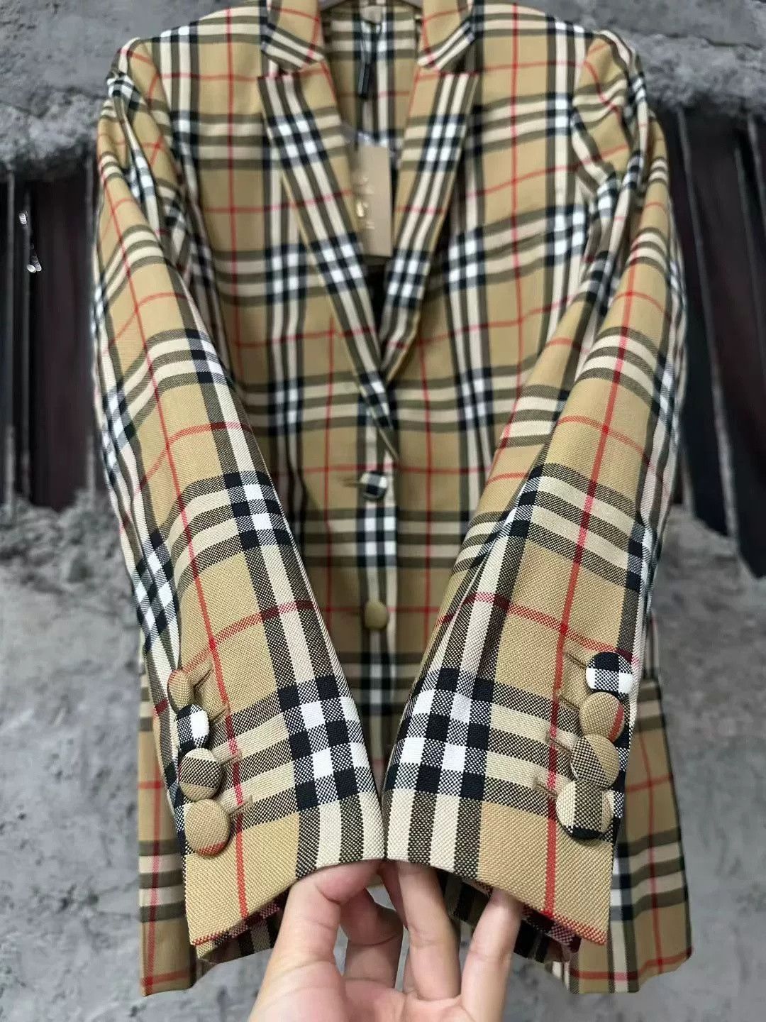 Burberry Burberry Khaki Red Plaid Blazer Size US 7 / EU 40 - 5 Thumbnail