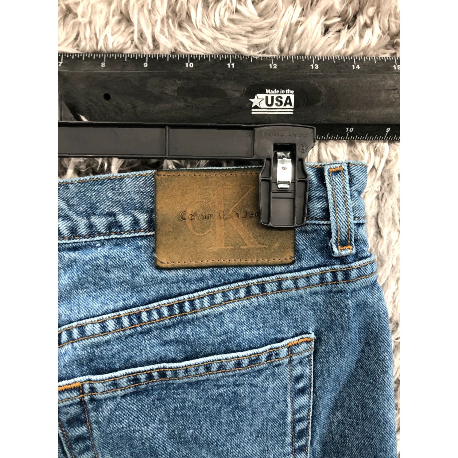 Calvin Klein Calvin Klein High Rise Mom Jeans Womens Blue Stone Wash Size 12 Easy Fit Size 34" / US 12 / IT 48 - 6 Thumbnail
