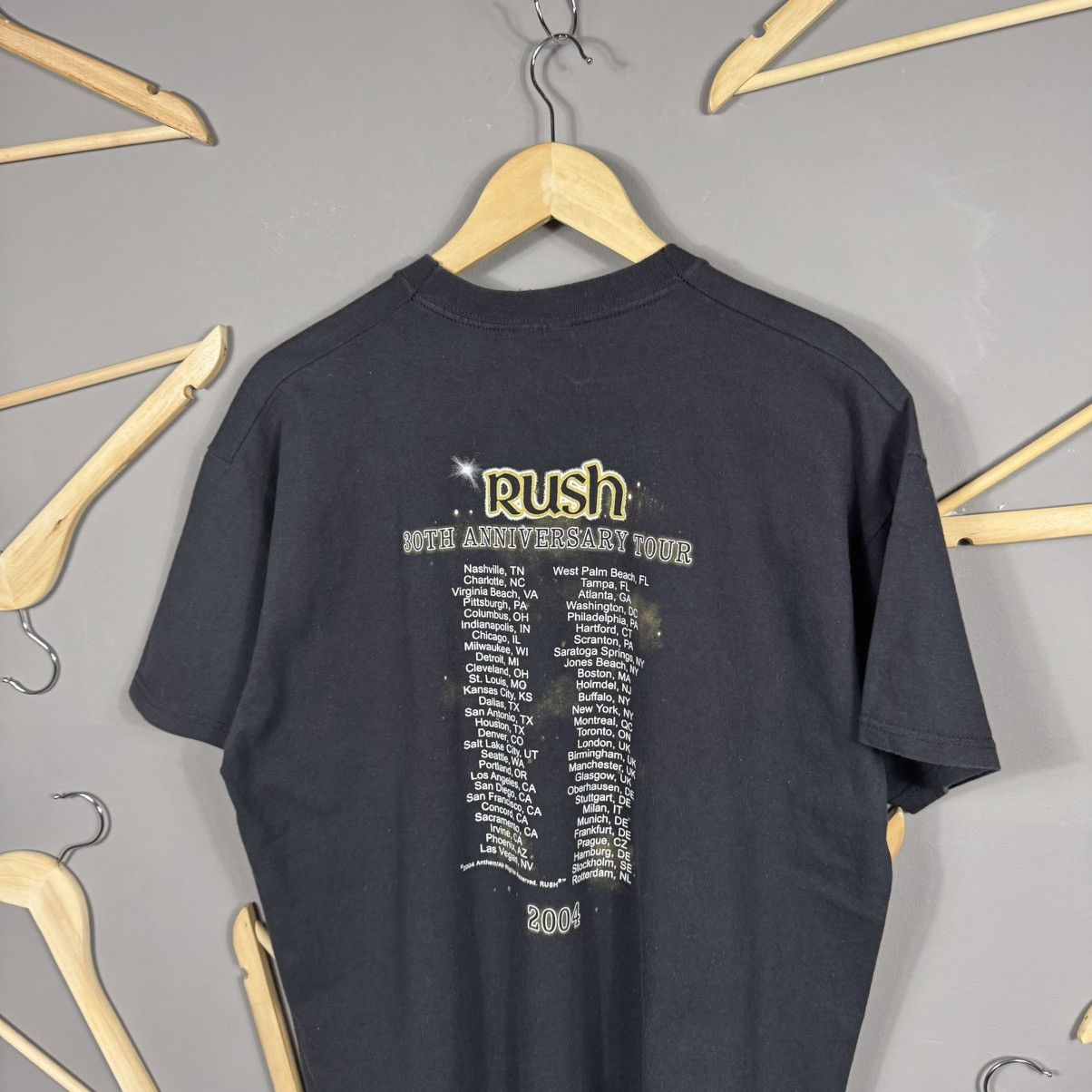 Band Tees Vintage 2004 Rush 30th Anniversary Tour T-shirt Size US L / EU 52-54 / 3 - 7 Thumbnail