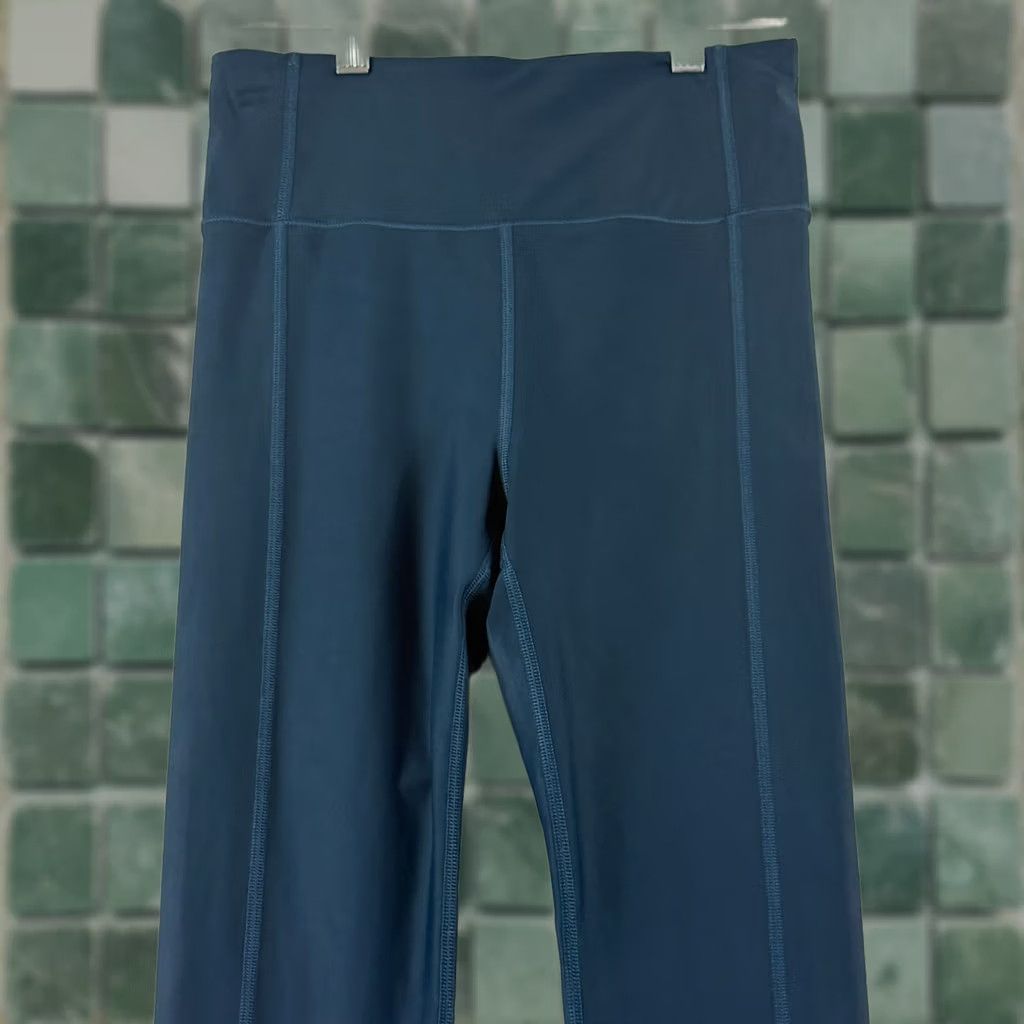 Sweaty Betty VINTAGE Sweaty Betty Leggings Womens Small Blue Green 7/8 Yoga Gym Stretch Activewear Slim Fit Women Size 28" / US 6 / IT 42 - 1 Thumbnail