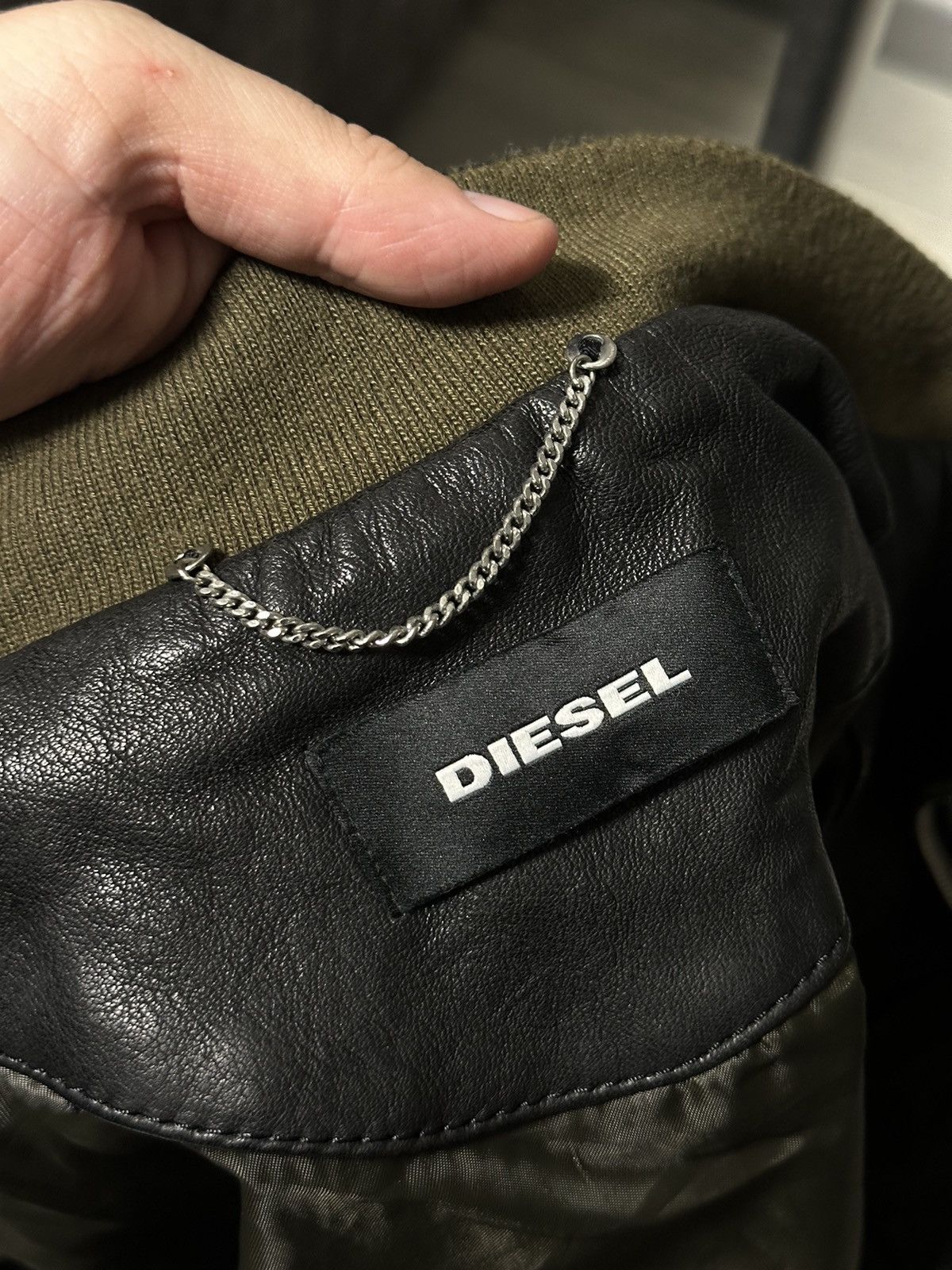 Diesel Vintage Diesel Leather Bomber Black Jacket y2k Size US M / EU 48-50 / 2 - 13 Thumbnail
