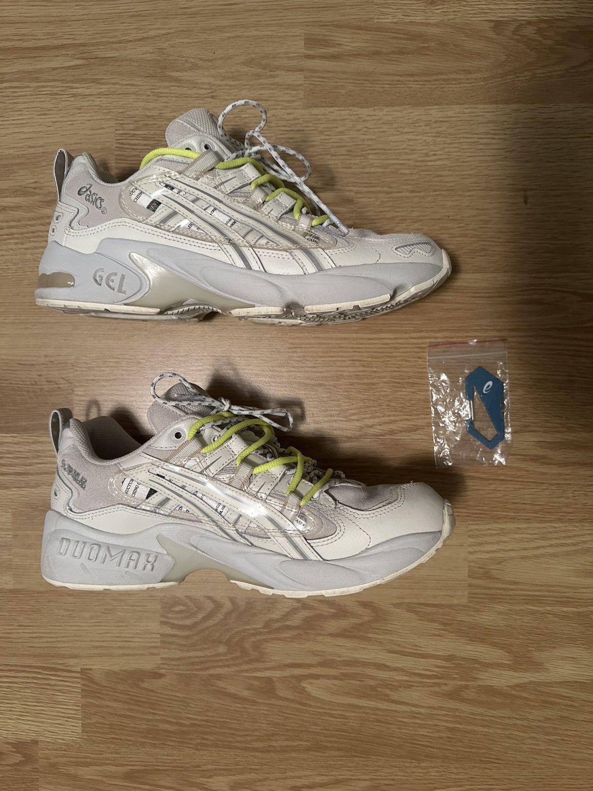 Asics ASICS Chemist Kayano 5 (collab)(size:9) Size US 9 / EU 42 - 2 Thumbnail