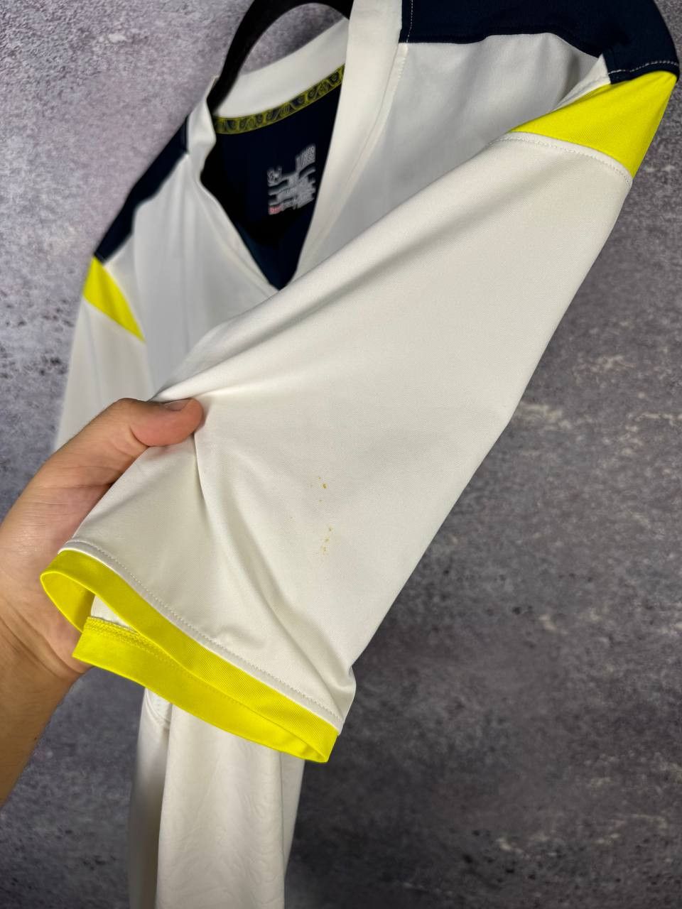 Other Tottenham Hotspur 2014/15 Under Armour Training Jersey Size US XL / EU 56 / 4 - 11 Thumbnail