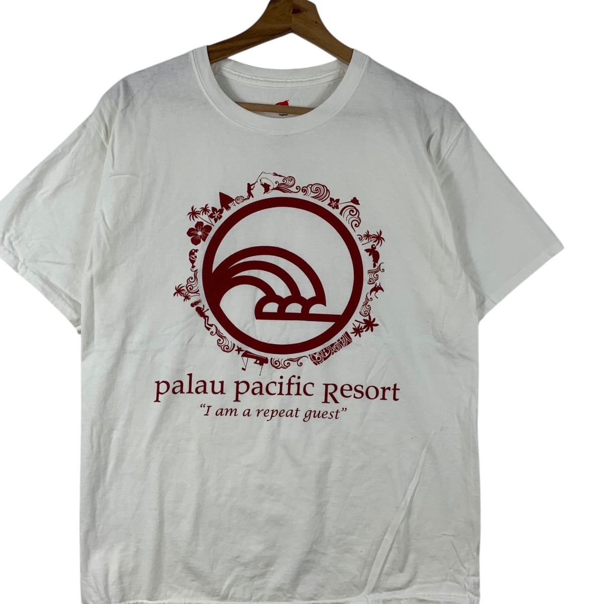 Vintage Vintage PALAU PACIFIC RESORT I Am A Repeat Guest Tee Shirt Size US M / EU 48-50 / 2 - 3 Thumbnail