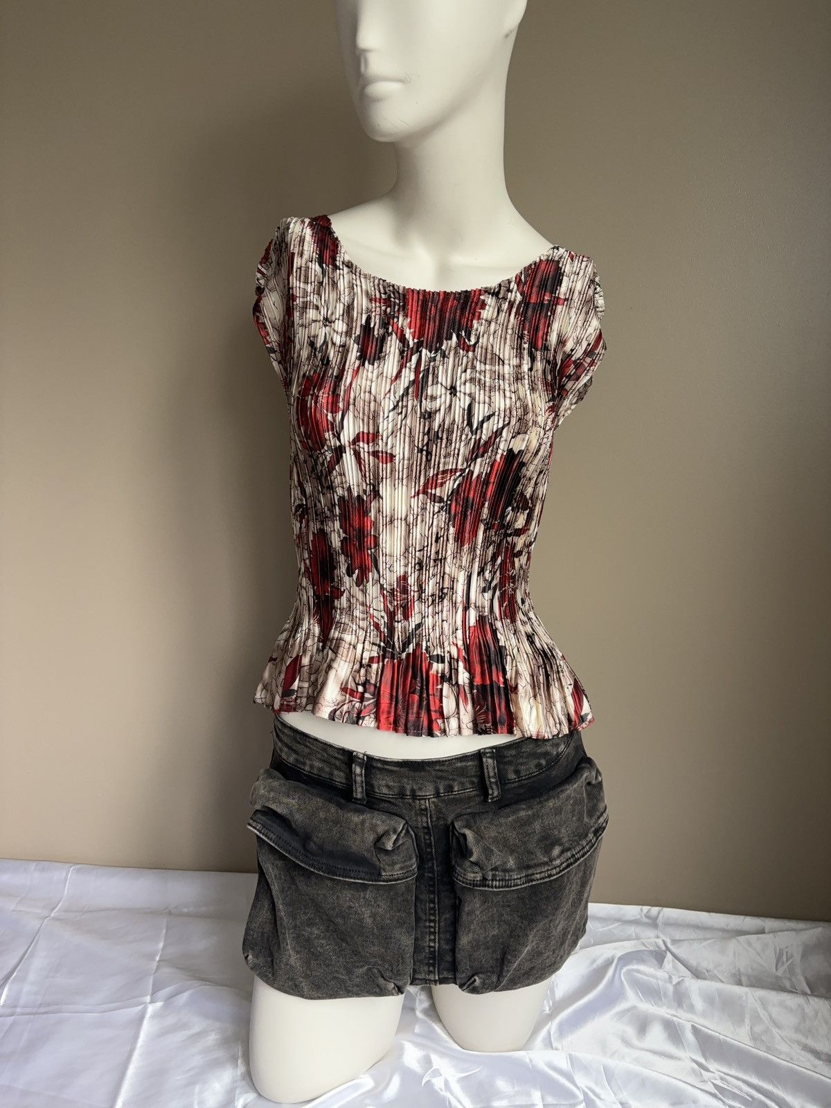 Japanese Brand × Vintage Super stretch vintage printed blouse t-shirt flowers Size ONE SIZE - 2 Thumbnail