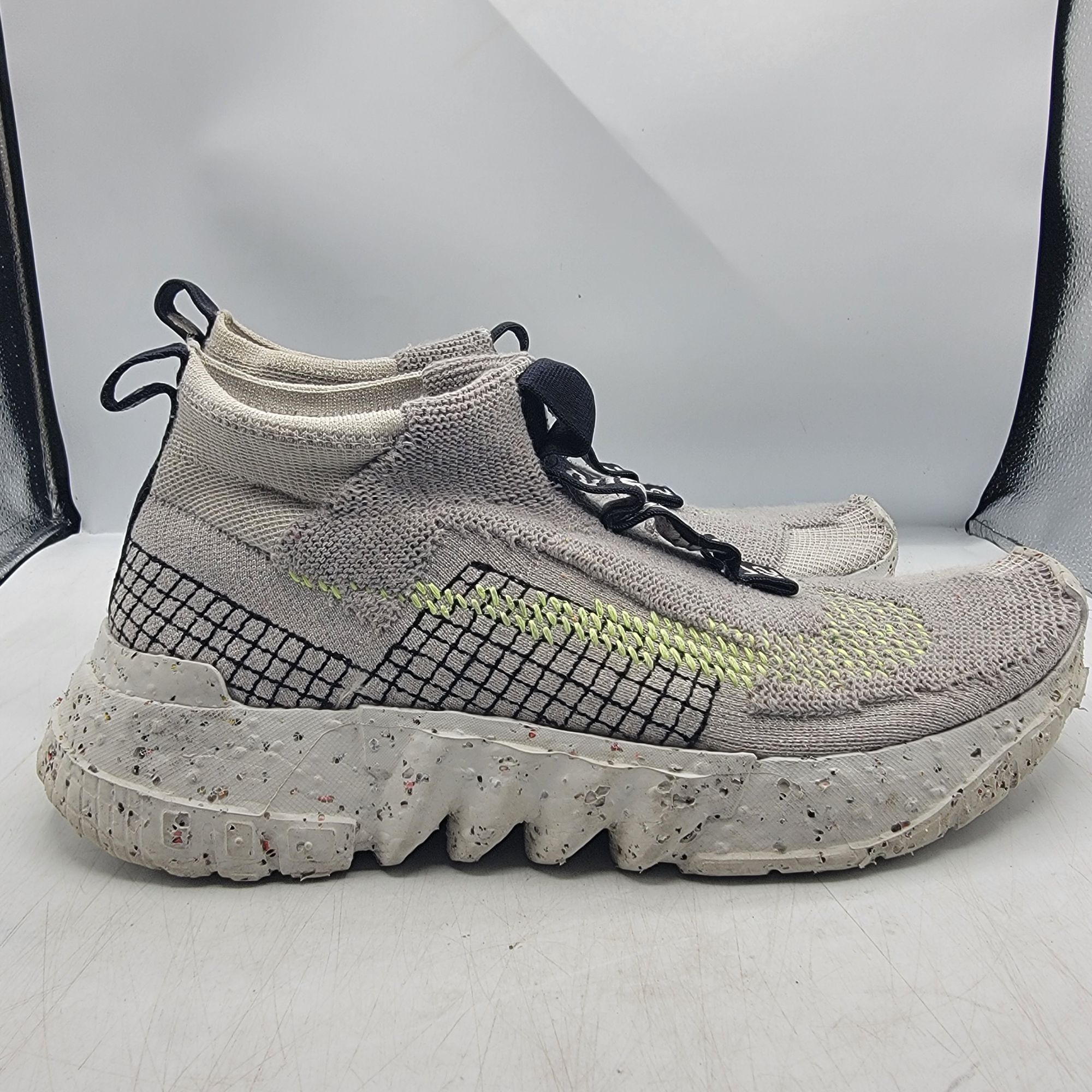 Nike Nike Space Hippie 02 Low Mens 10.5 Sneakers Shoes Gray Volt Size US 10.5 / EU 43-44 - 13 Thumbnail
