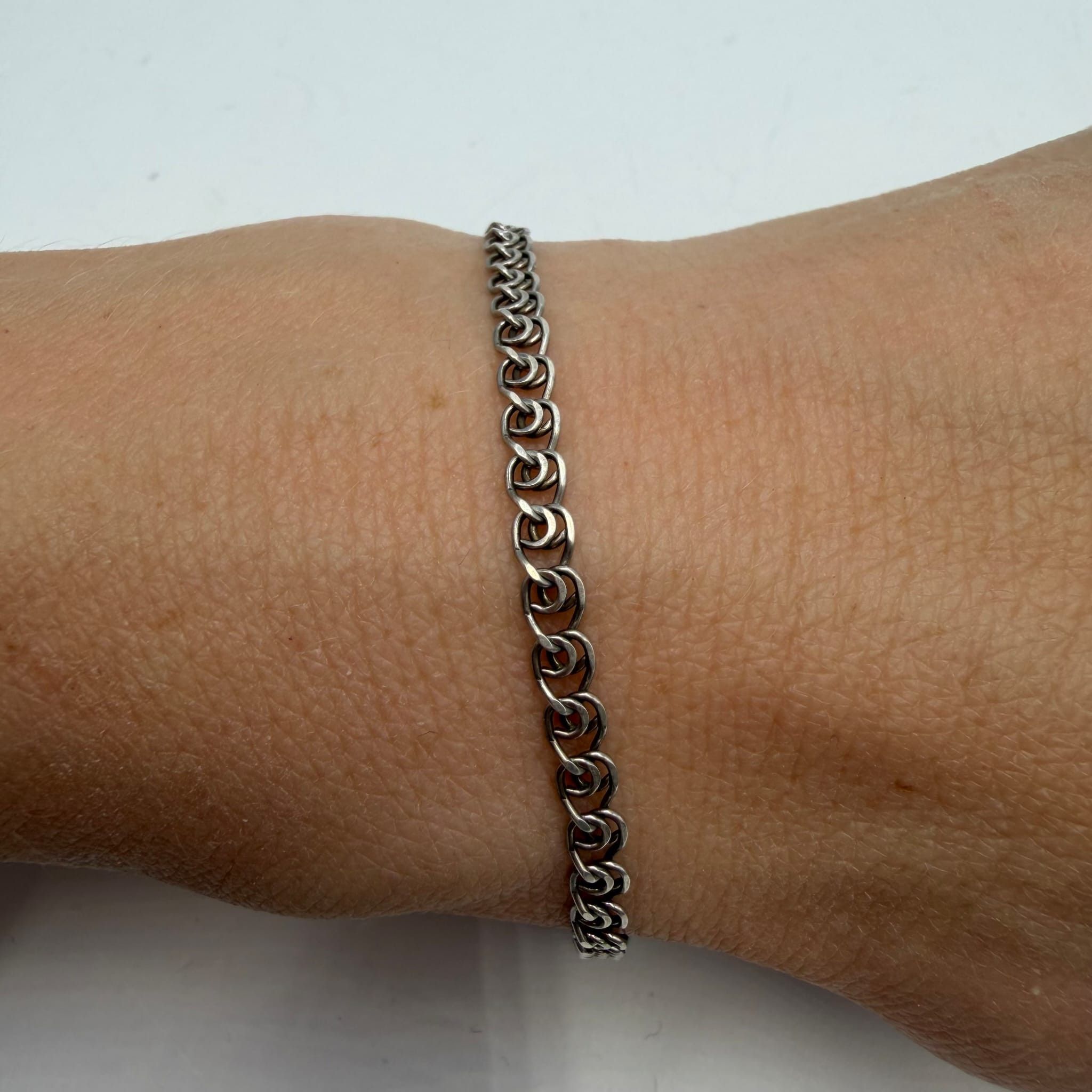 Sterling Silver Vintage 925 Sterling Silver Chain Bracelet Classic Chain Size ONE SIZE - 6 Thumbnail