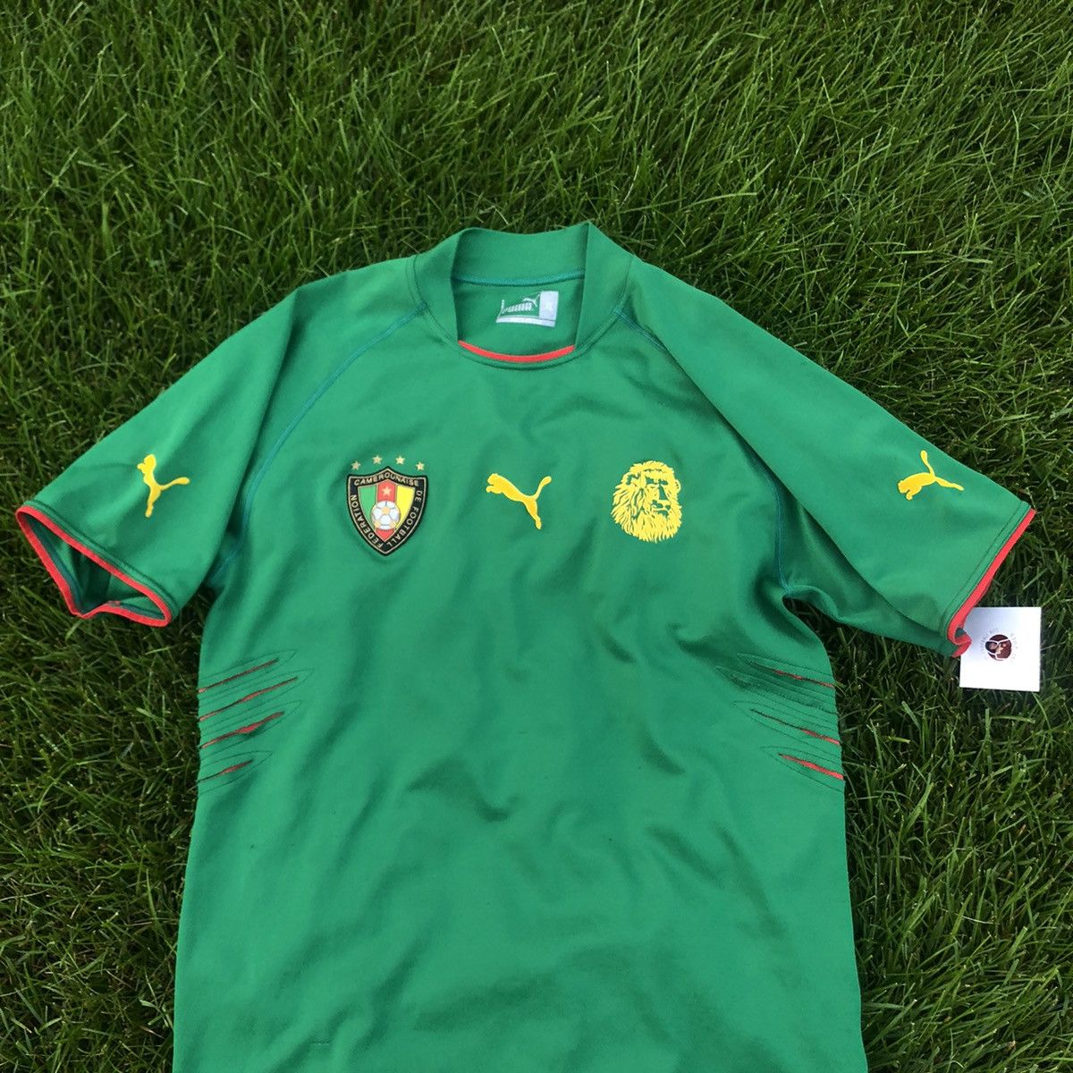 Puma Cameroon 2004 Puma home jersey Size US XL / EU 56 / 4 - 4 Thumbnail