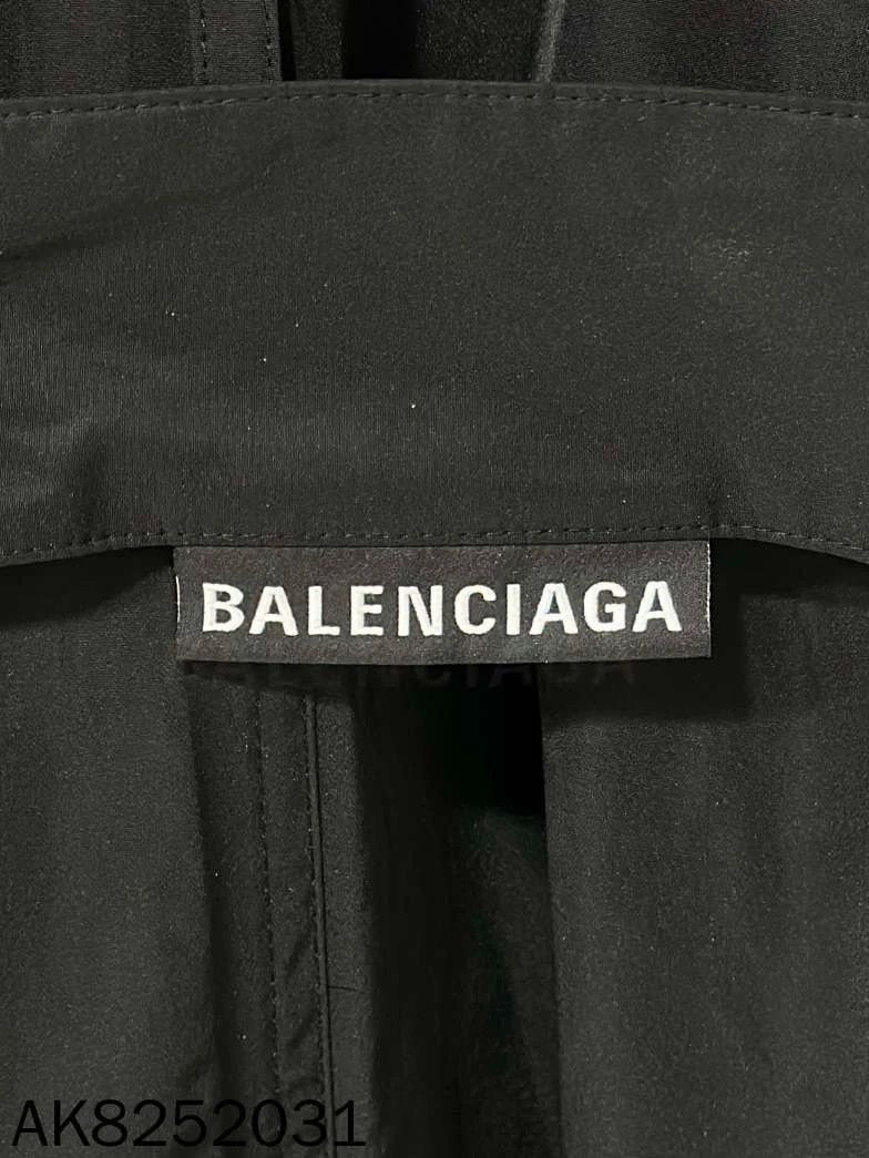 Balenciaga Balenciaga Belted logo nylon trench coat 2501-Nextarrow Size US M / EU 48-50 / 2 - 4 Thumbnail