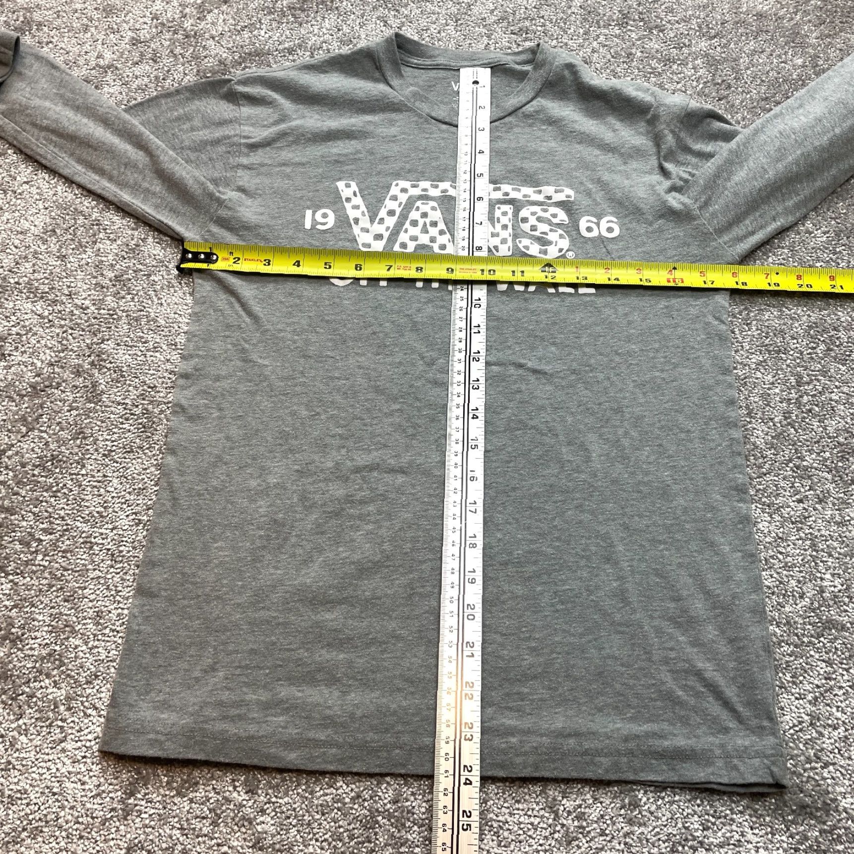 Vans VANS Off the Wall Shirt Unisex Adults Small Light Gray Long Sleeve Crew Cotton 1966 Tee Size US S / EU 44-46 / 1 - 5 Thumbnail