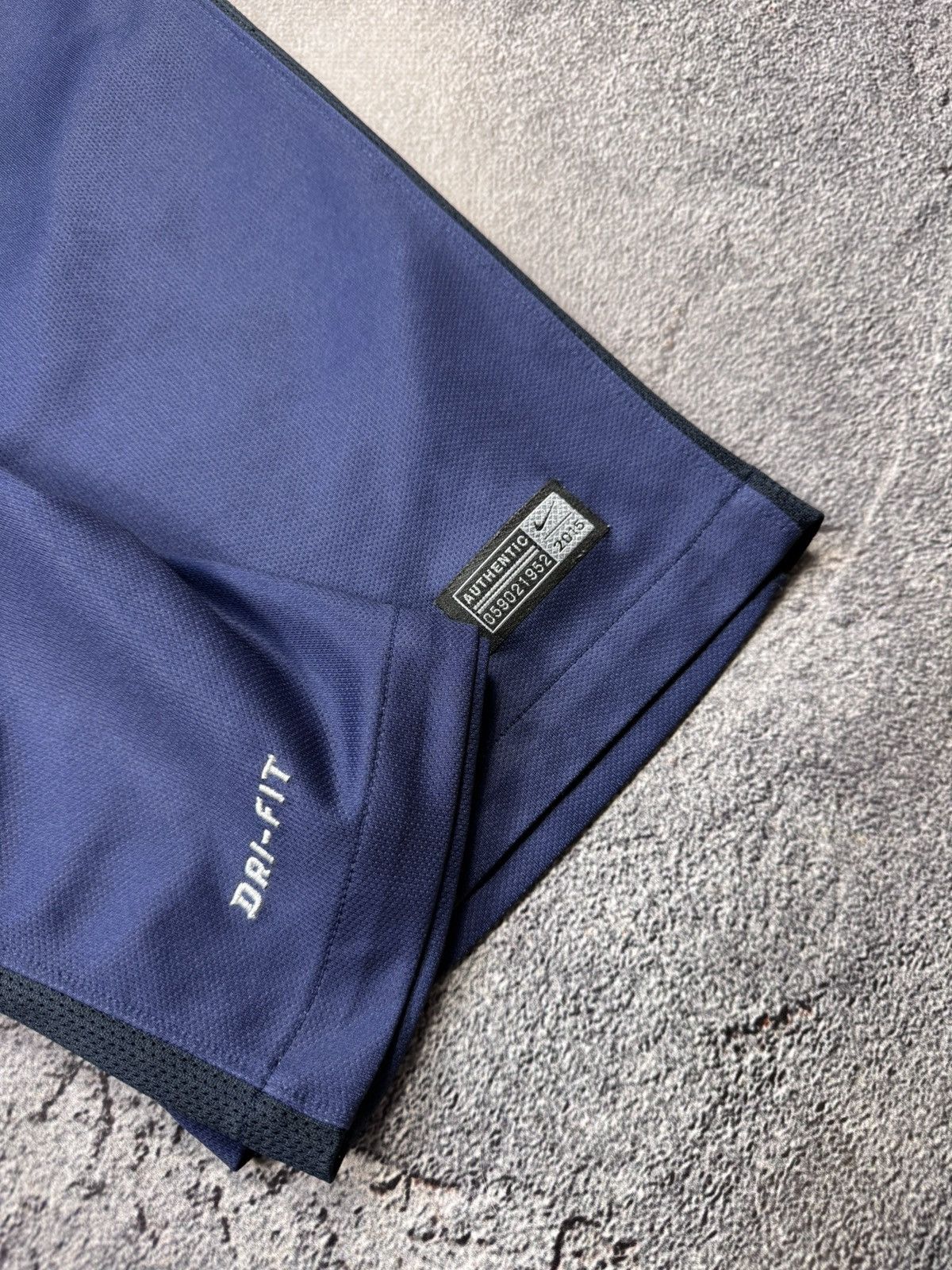 Nike Nike Paris Saint-Germain 2015/16 Home Jersey — T. SILVA Size US S / EU 44-46 / 1 - 3 Thumbnail