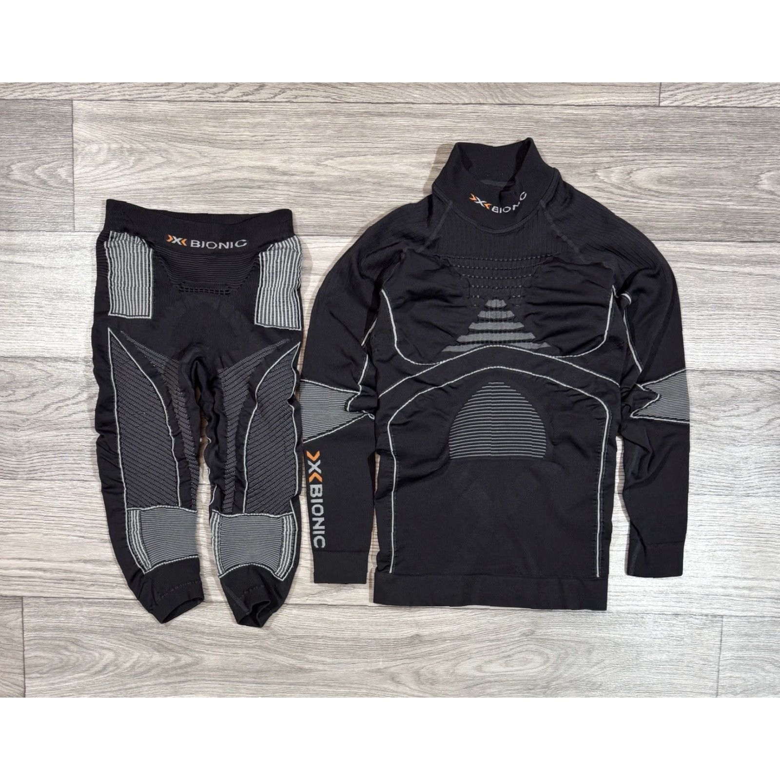 Vintage X-Bionic Energy Accumulator Evo Outfit/Set Mens S/M Black Base Layer Top Pants Size US S / EU 44-46 / 1 - 2 Thumbnail