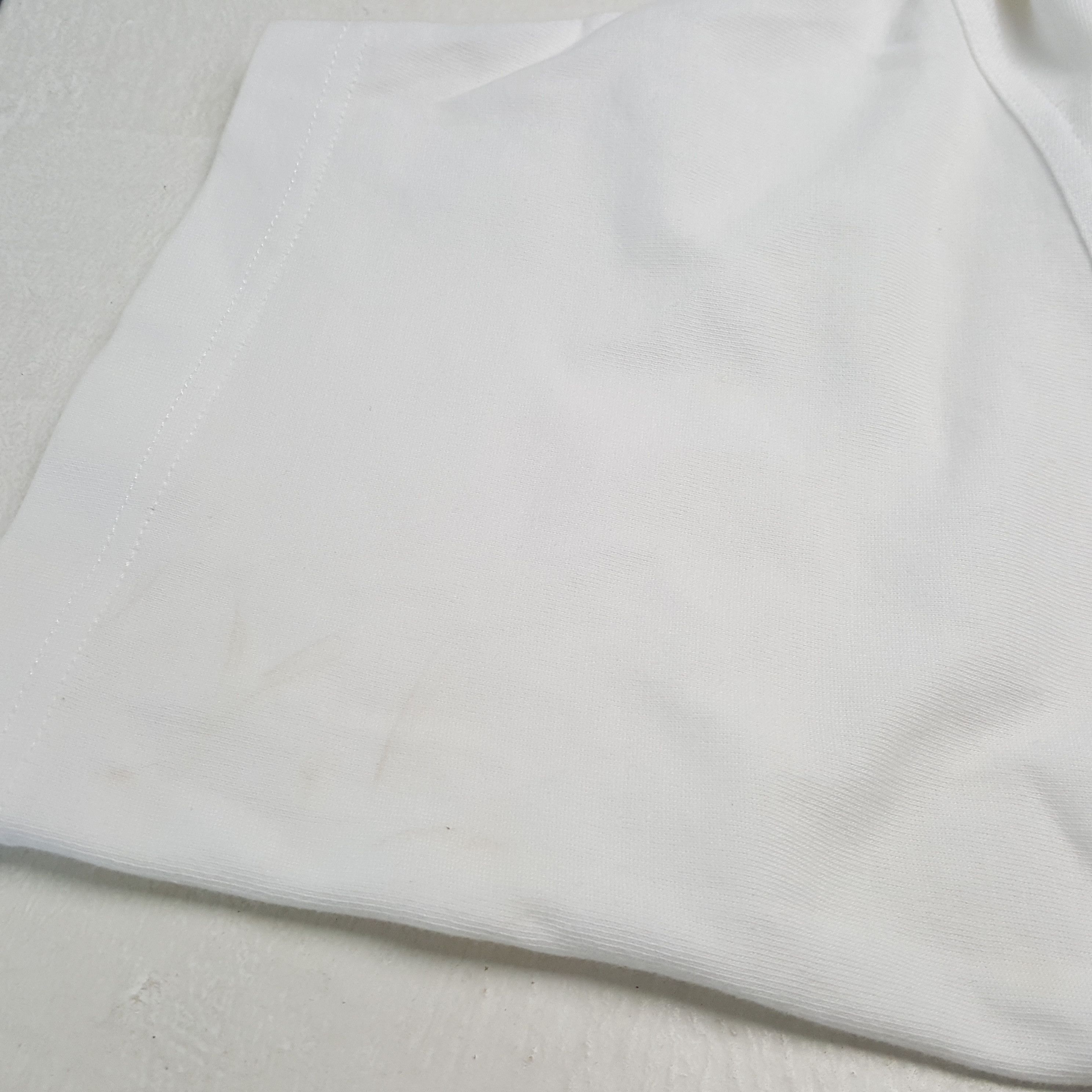 Yves Saint Laurent Yves Saint Laurent Spellout Design Tshirt C299N56 Size US L / EU 52-54 / 3 - 6 Thumbnail