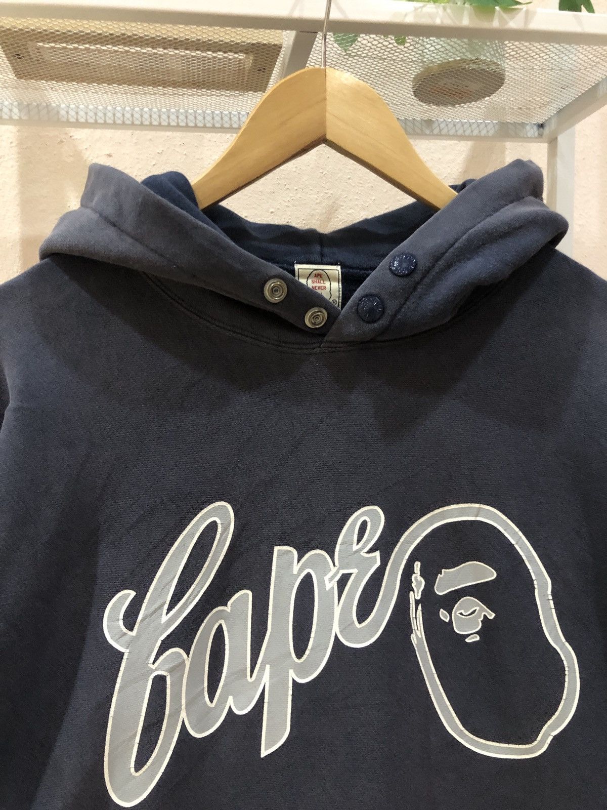 Bape OG Vintage 2000 A Bathing Ape Bape Spellout Sunfaded Hoodie Size US L / EU 52-54 / 3 - 3 Thumbnail