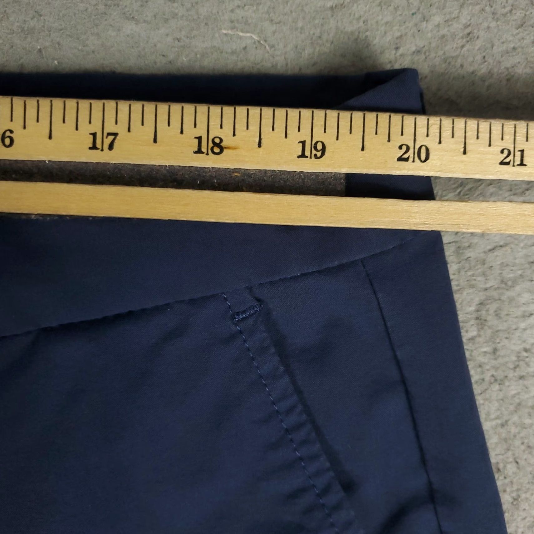 Vineyard Vines Vineyard Vines Shorts Mens 40 Blue Chino Flat Front Stretch On The Go Casual Business Travel Workwear Logo Regular Size 40 Men Blue Size US 40 / EU 56 - 4 Thumbnail