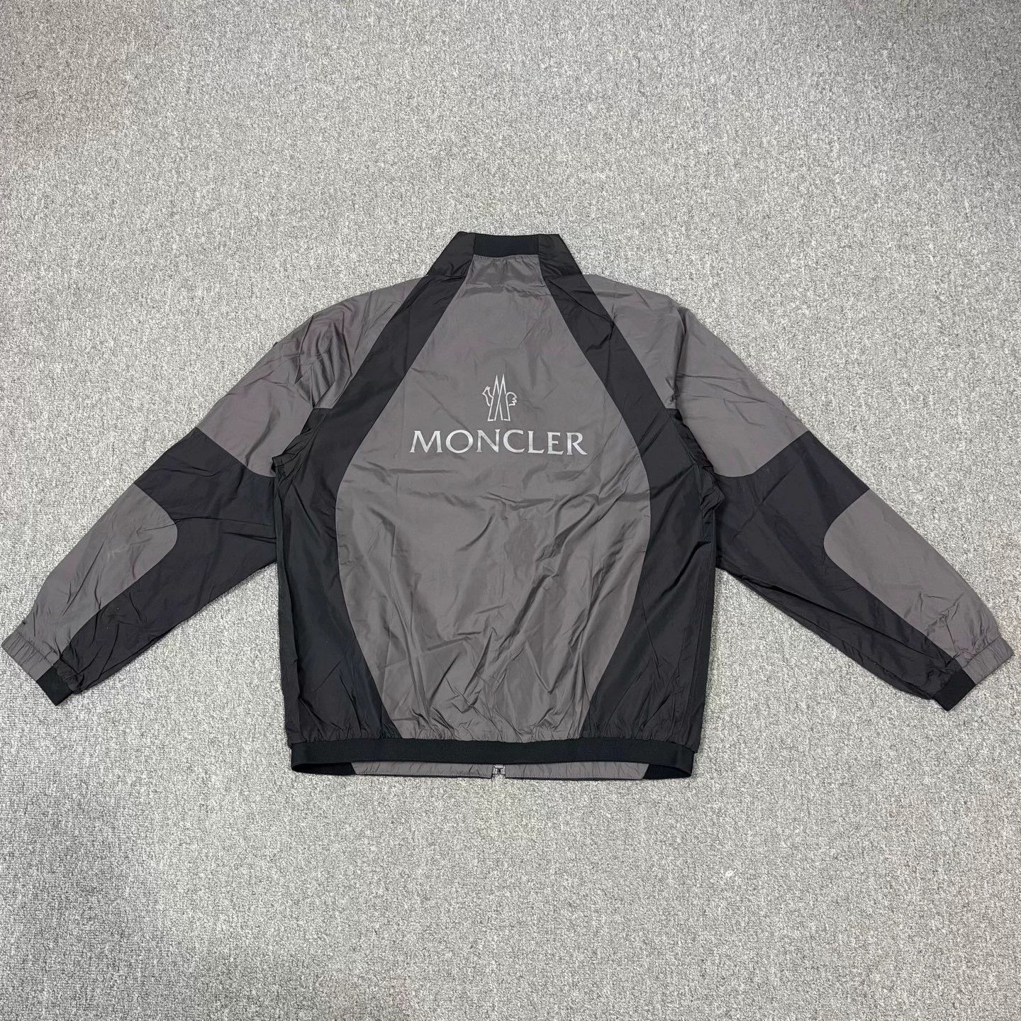 Moncler Moncler Black Gray Colorblocked Nylon Jacket 3 Size US L / EU 52-54 / 3 - 2 Thumbnail