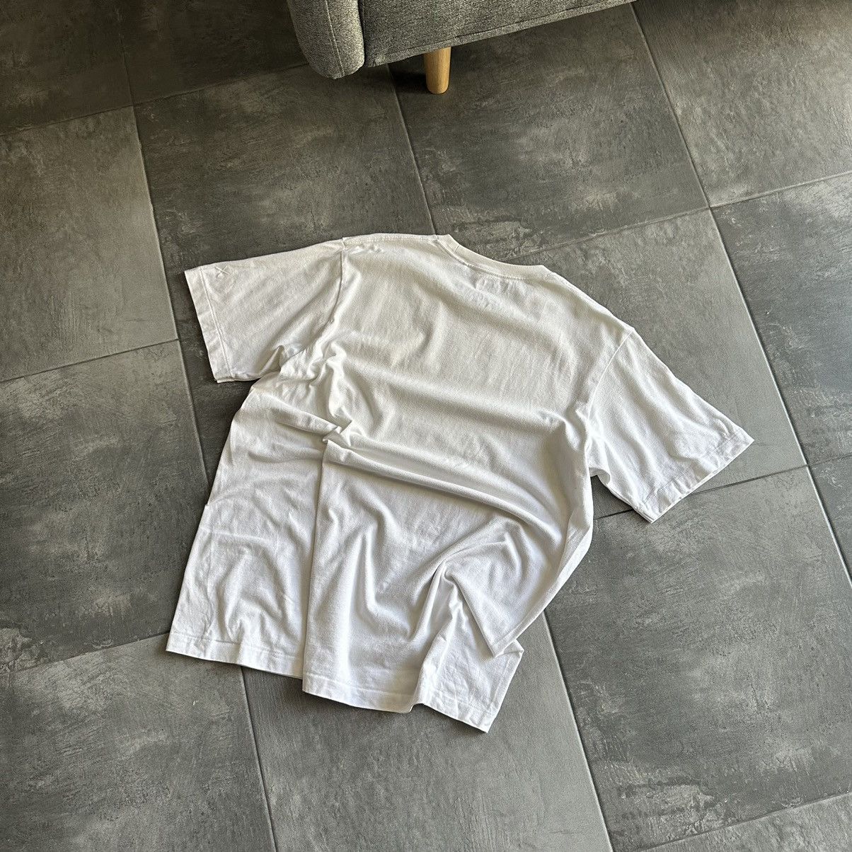 Band Tees Vintage T-shirts Uniqlo & Kaws Sesame Street Big Logo Band Size US XL / EU 56 / 4 - 2 Thumbnail