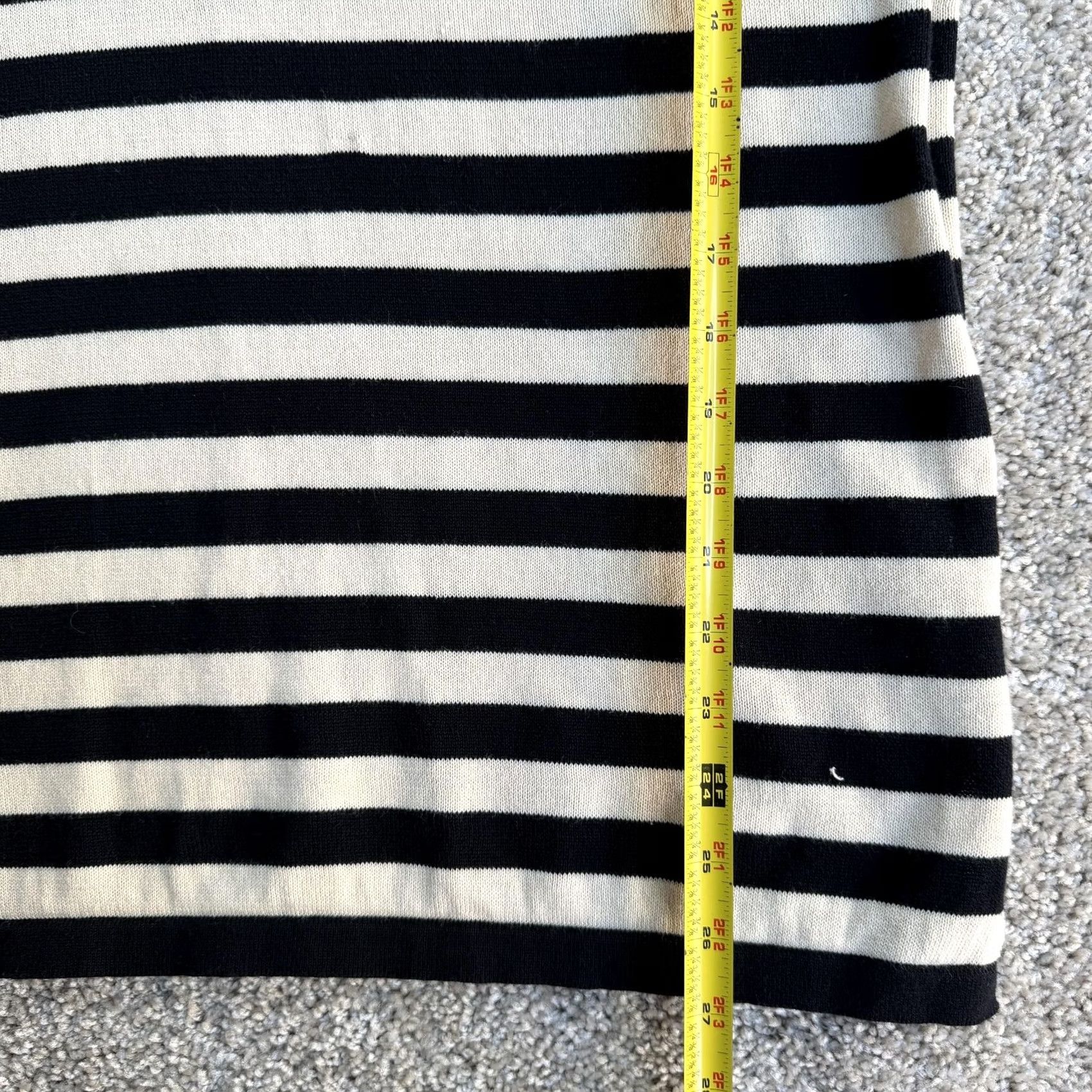 Vintage VINTAGE Bianca Nygard Shirt Womens S Black Beige Striped Raglan Boat Neck Shirt Size S / US 4 / IT 40 - 6 Thumbnail