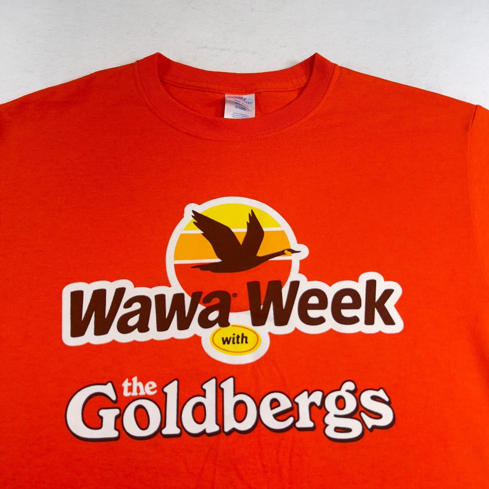 Other Wawa Week W/ The Goldbergs T-Shirt Med BRIGHT Orange Hoagie Size US M / EU 48-50 / 2 - 2 Thumbnail