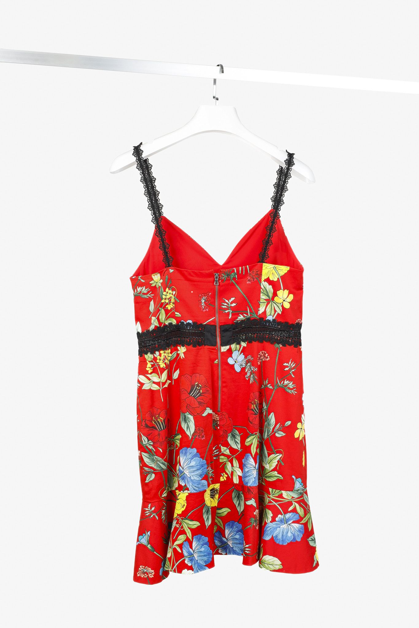 Alice + Olivia Alice + Olivia Red Floral Lace Strap Dress Size S / US 4 / IT 40 - 2 Thumbnail