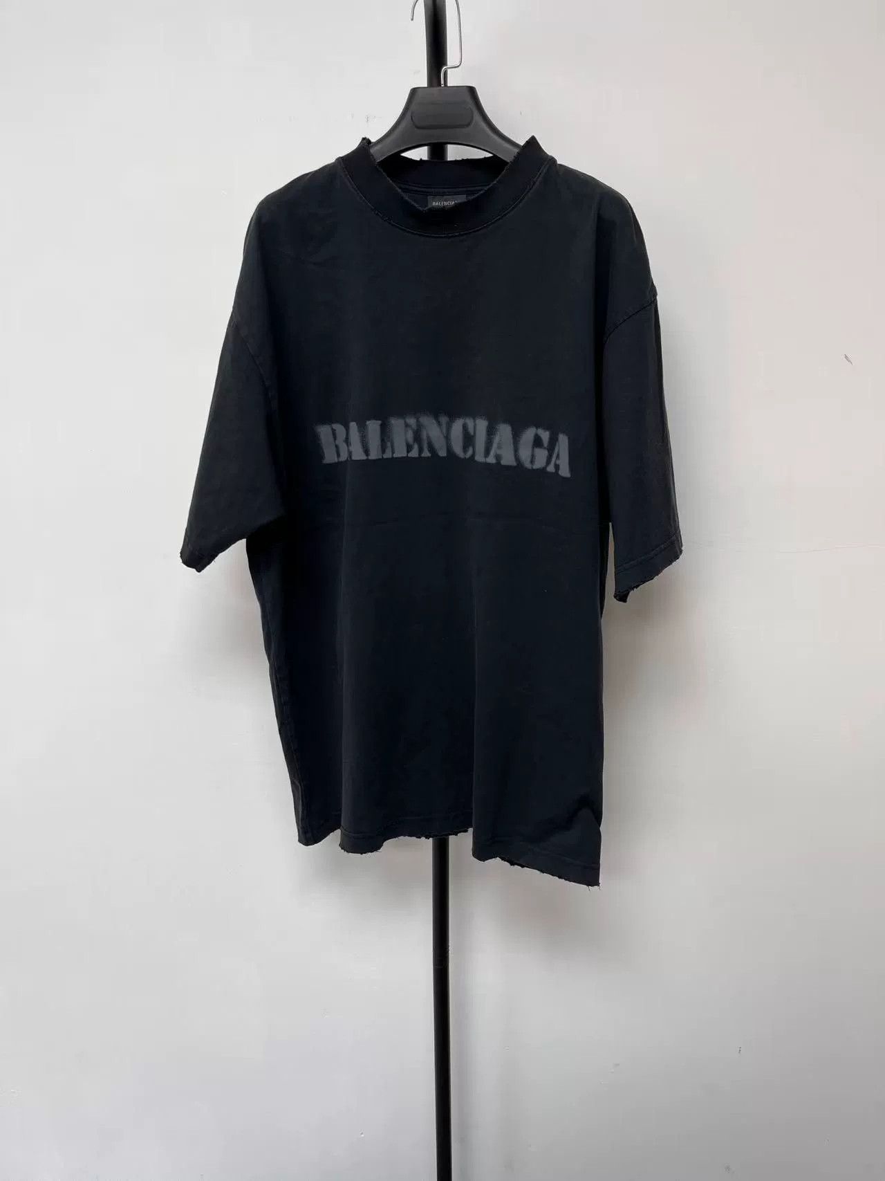 Balenciaga Balenciaga Letter Print Loose Short-Sleeve T-Shirt Size US M / EU 48-50 / 2 - 1 Thumbnail