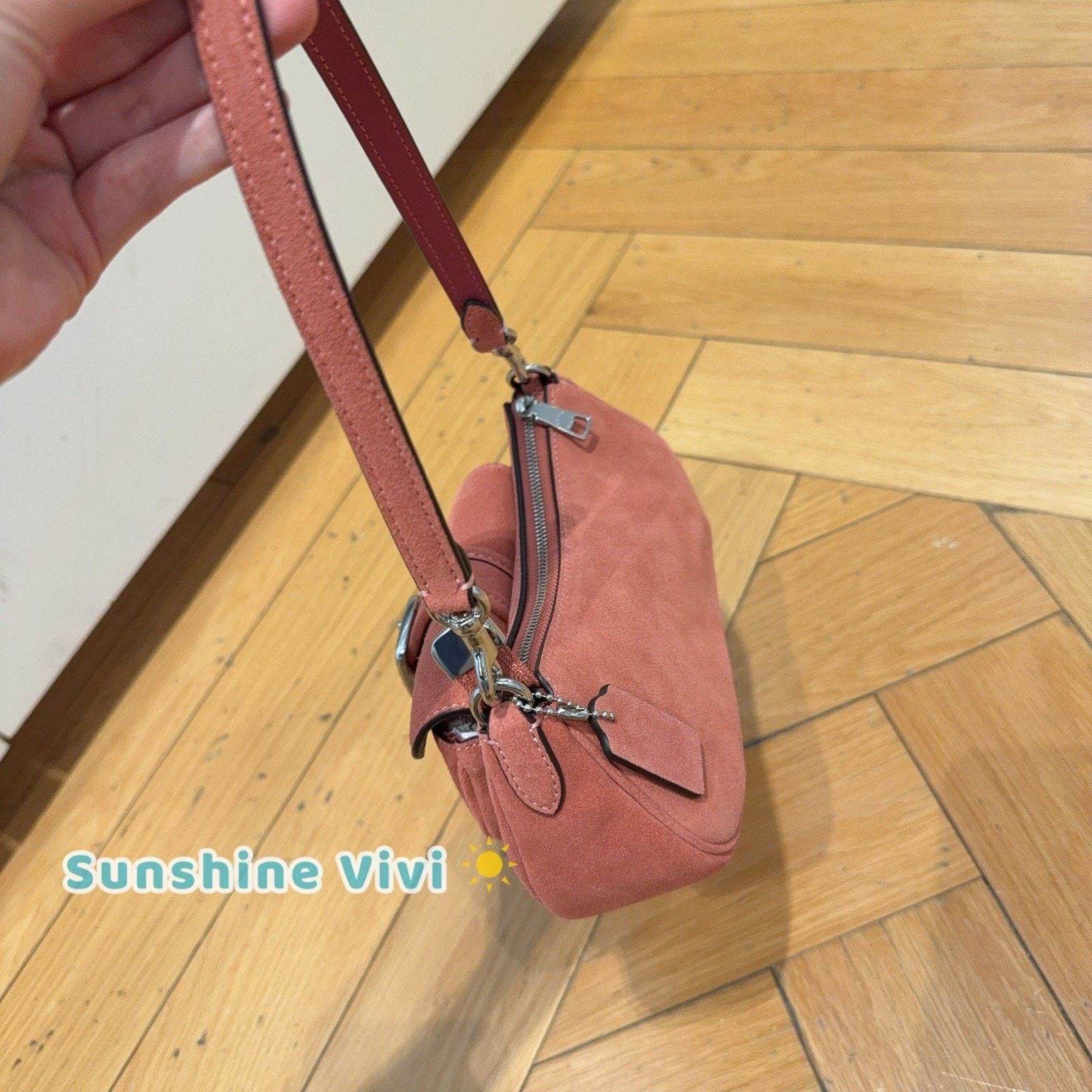 Coach NWT Coach Ashton Mini Shoulder Bag pink Leather CDB12 Size ONE SIZE - 4 Thumbnail