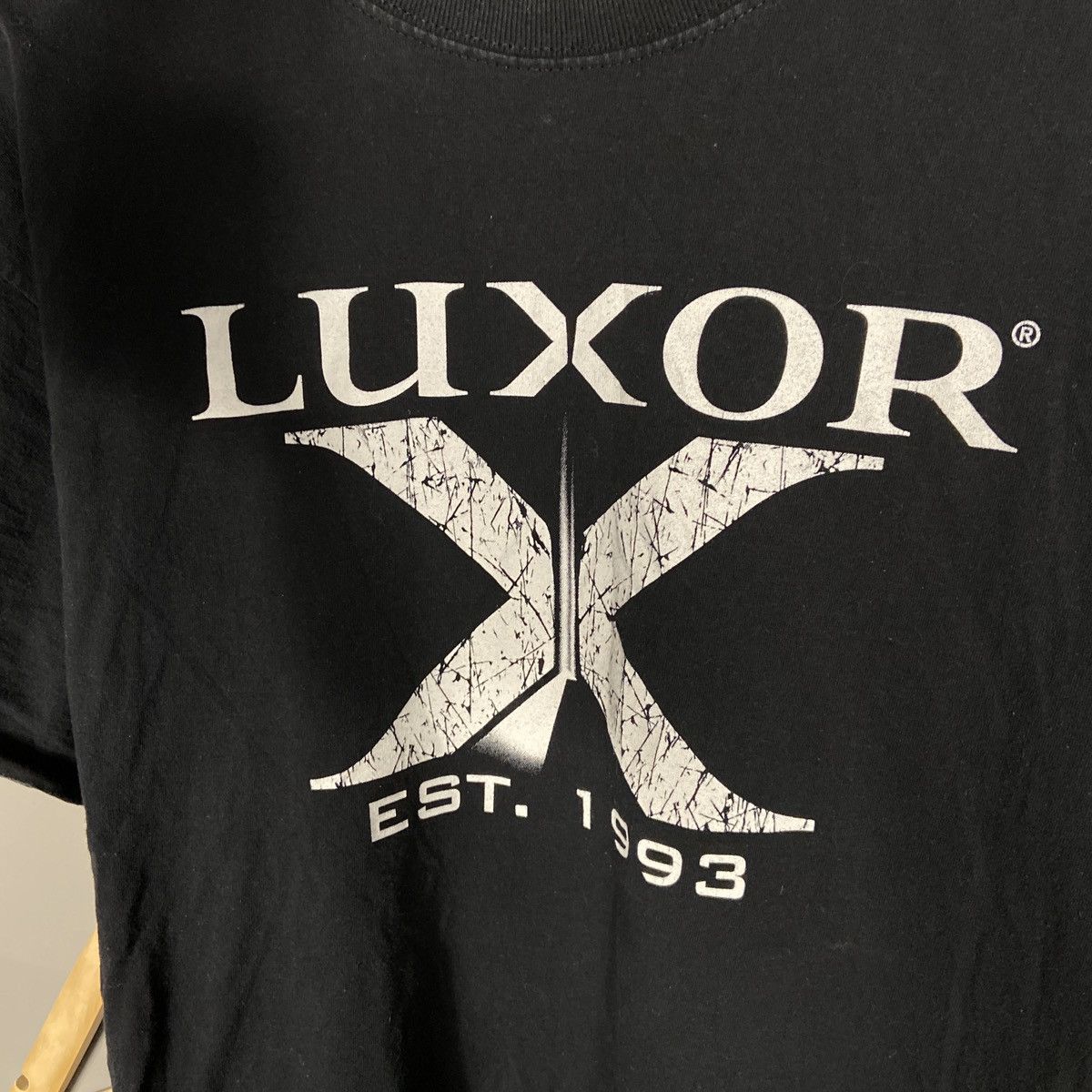 Band Tees × Vintage Vintage Luxor Las Vegas Hotel Est 1993 Graphic T-shirt Size US XL / EU 56 / 4 - 4 Thumbnail