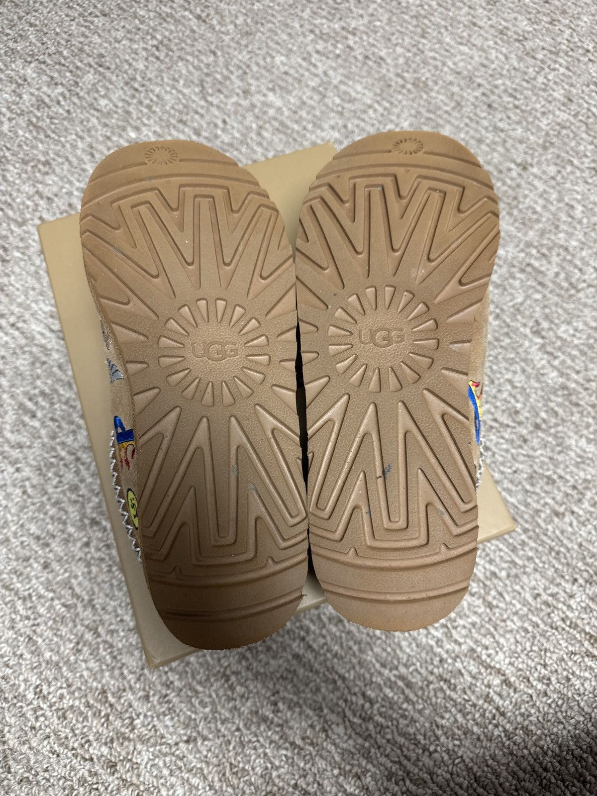 Palace × Ugg Palace x Ugg Tasmans Size US 8 / EU 41 - 4 Thumbnail