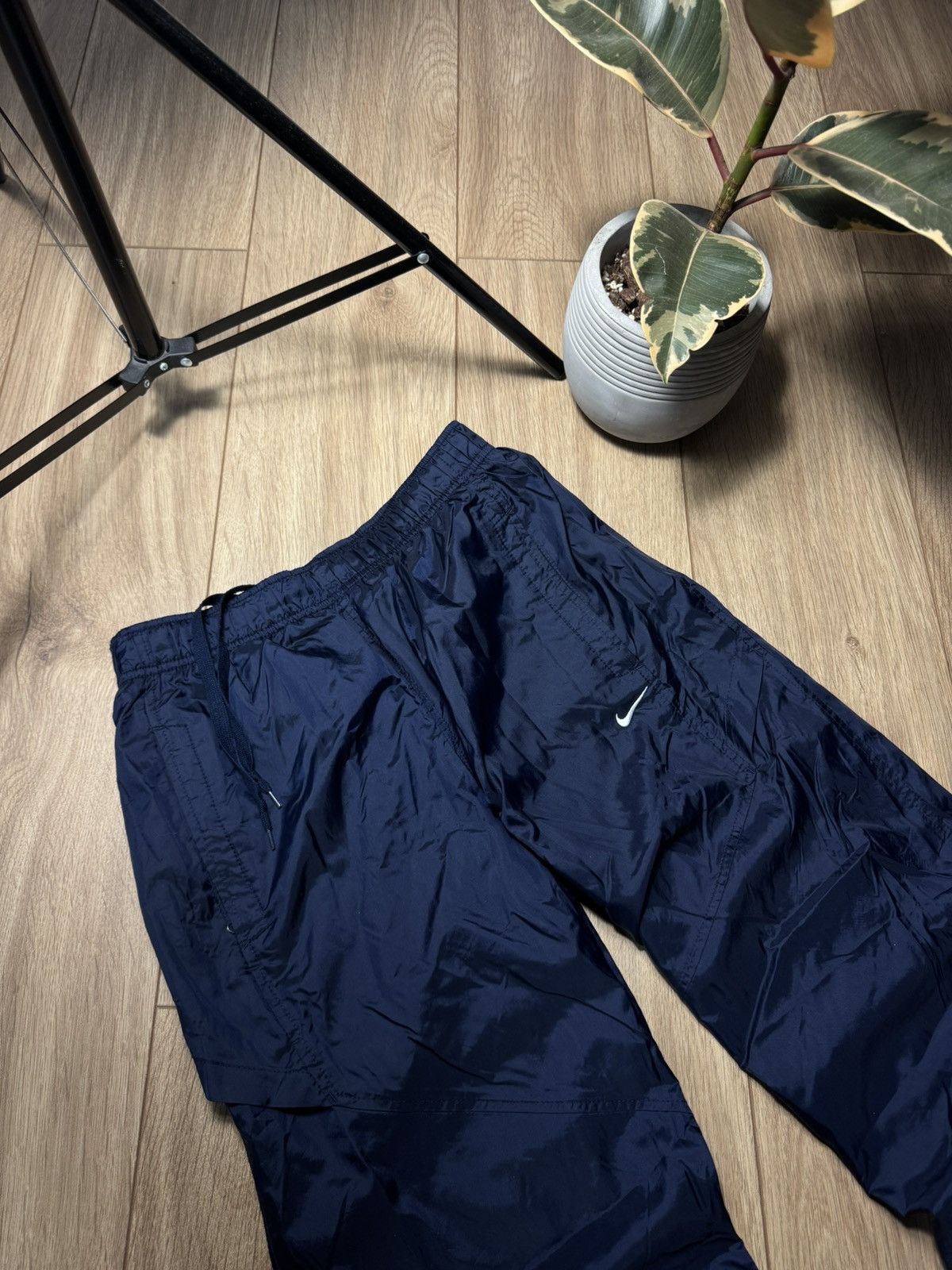 Nike 00s Nike Vintage Swoosh Nylon Streetwear y2k Rare Pants Size US 32 / EU 48 - 3 Thumbnail
