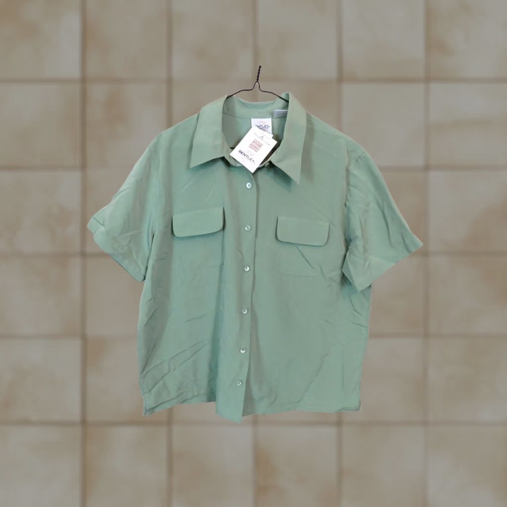 Vintage VINTAGE Bentley Shirt Large mint green 1990s Casual Everyday Original Polyester Size L / US 10 / IT 46 - 1 Thumbnail