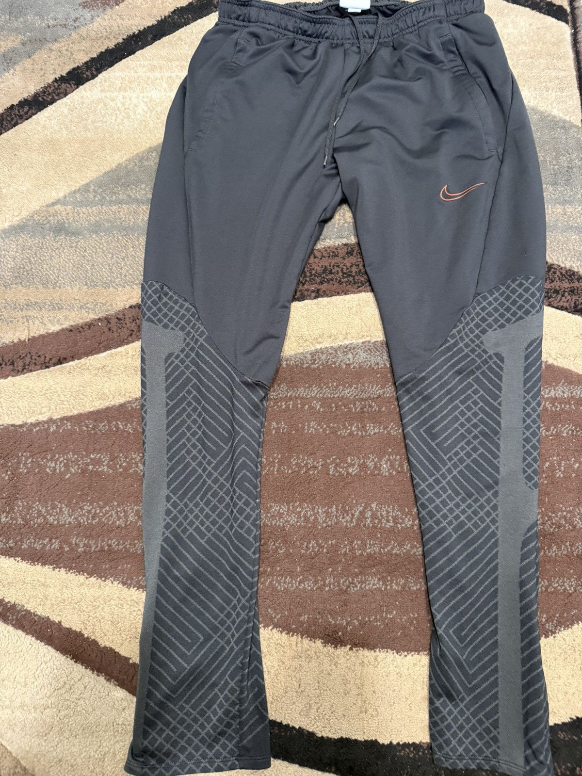 Nike Nike Slim fit Running / Soccer Pants Size US 32 / EU 48 - 1 Thumbnail