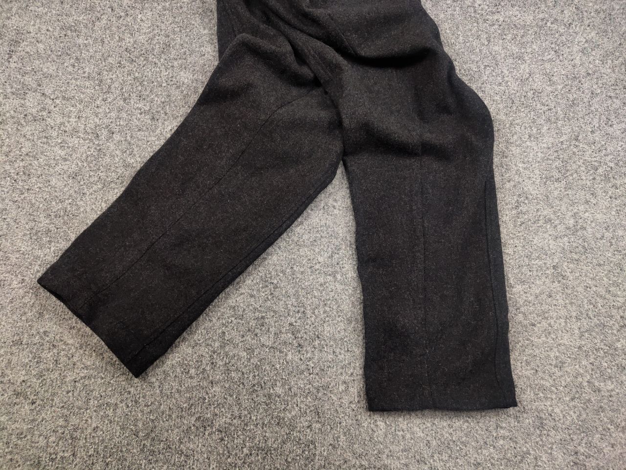 Burberry Burberry Brit Design Classic Gray Wool Cropped women Pants Size 34" / US 12 / IT 48 - 5 Thumbnail