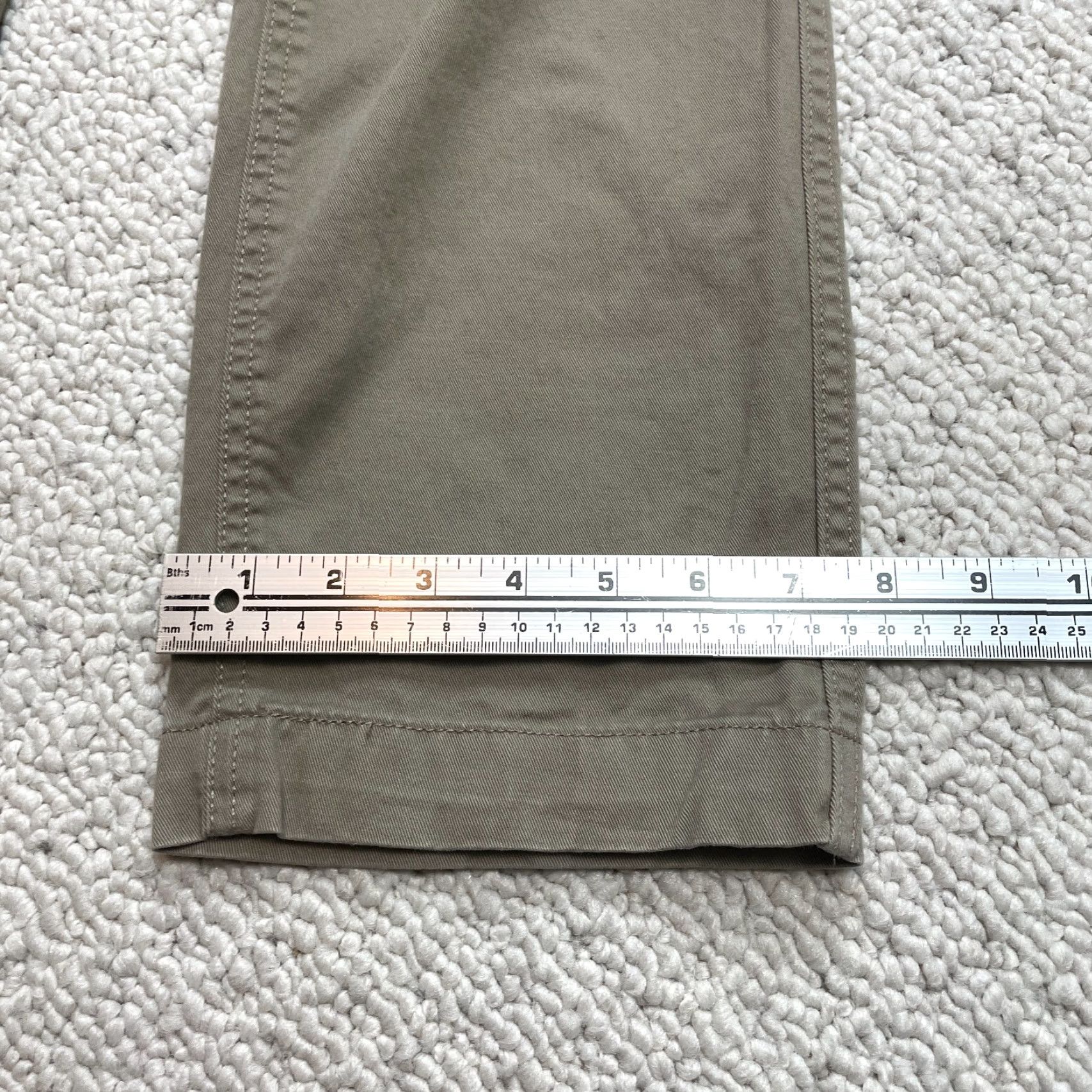 Levi's Levi's Chino Pants Men 32x32 Brown Beige Regular Straight Plain Solid Trousers Size US 32 / EU 48 - 2 Thumbnail