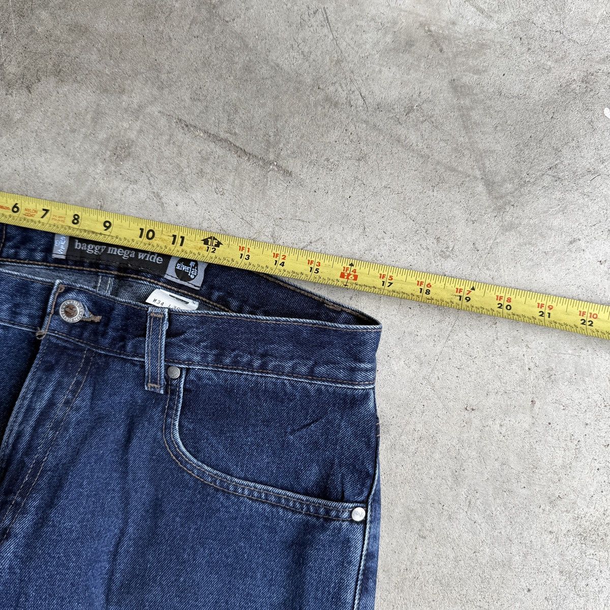 Levi's VTG Levis Silver Tab Baggy Mega Wide Leg Jeans Mens 34x30 Size US 34 / EU 50 - 6 Thumbnail
