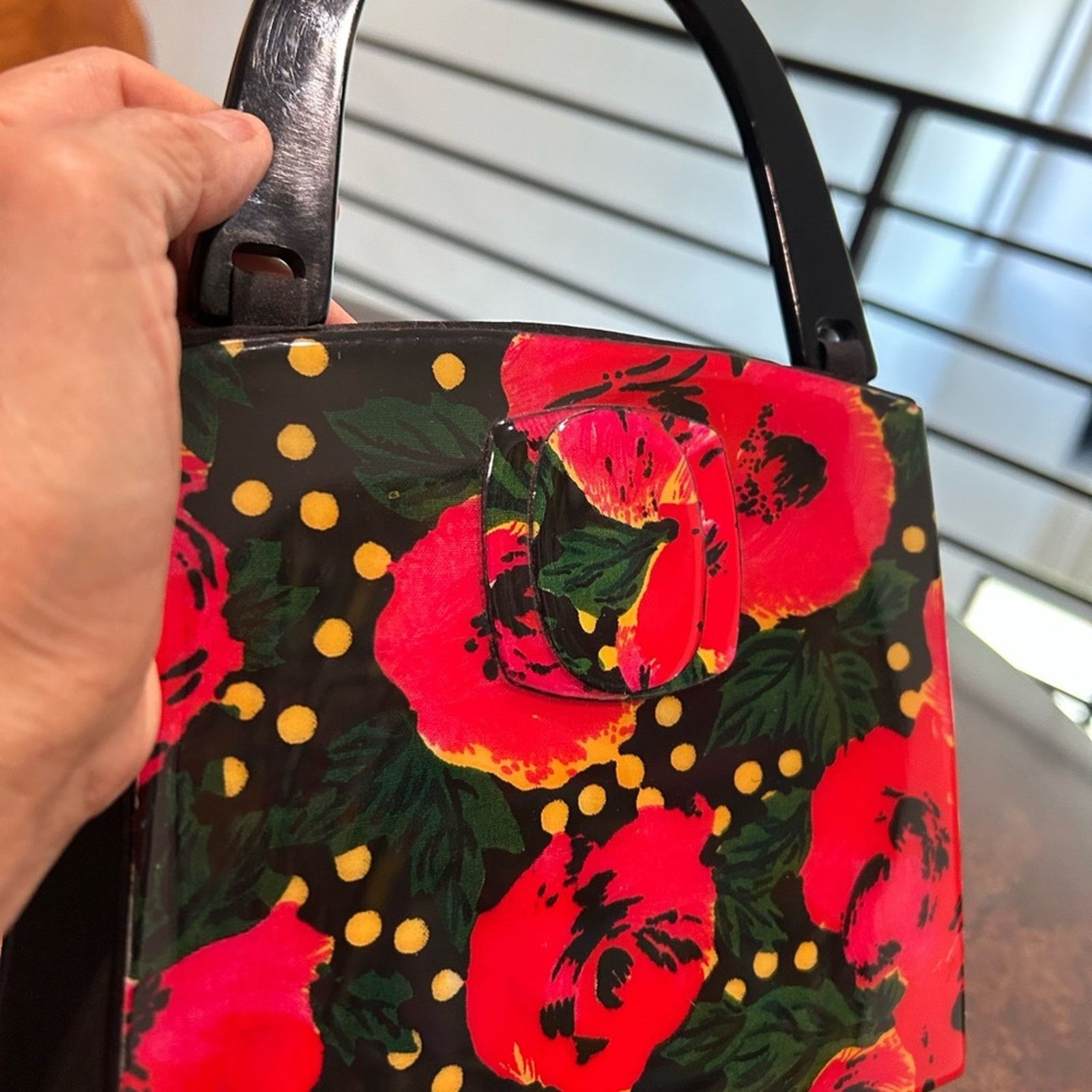 Other Retro resin box evening purse red flowers yellow dots retro Size ONE SIZE - 8 Thumbnail