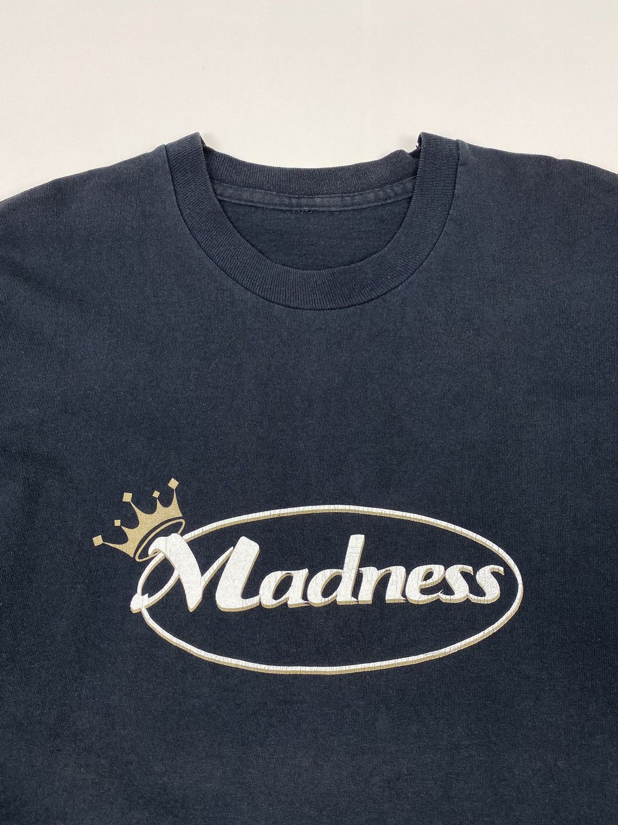 Band Tees 1992 Vintage Madness Ska Punk X-Mas UK Tour Long Sleeve Tee Size US XL / EU 56 / 4 - 2 Thumbnail